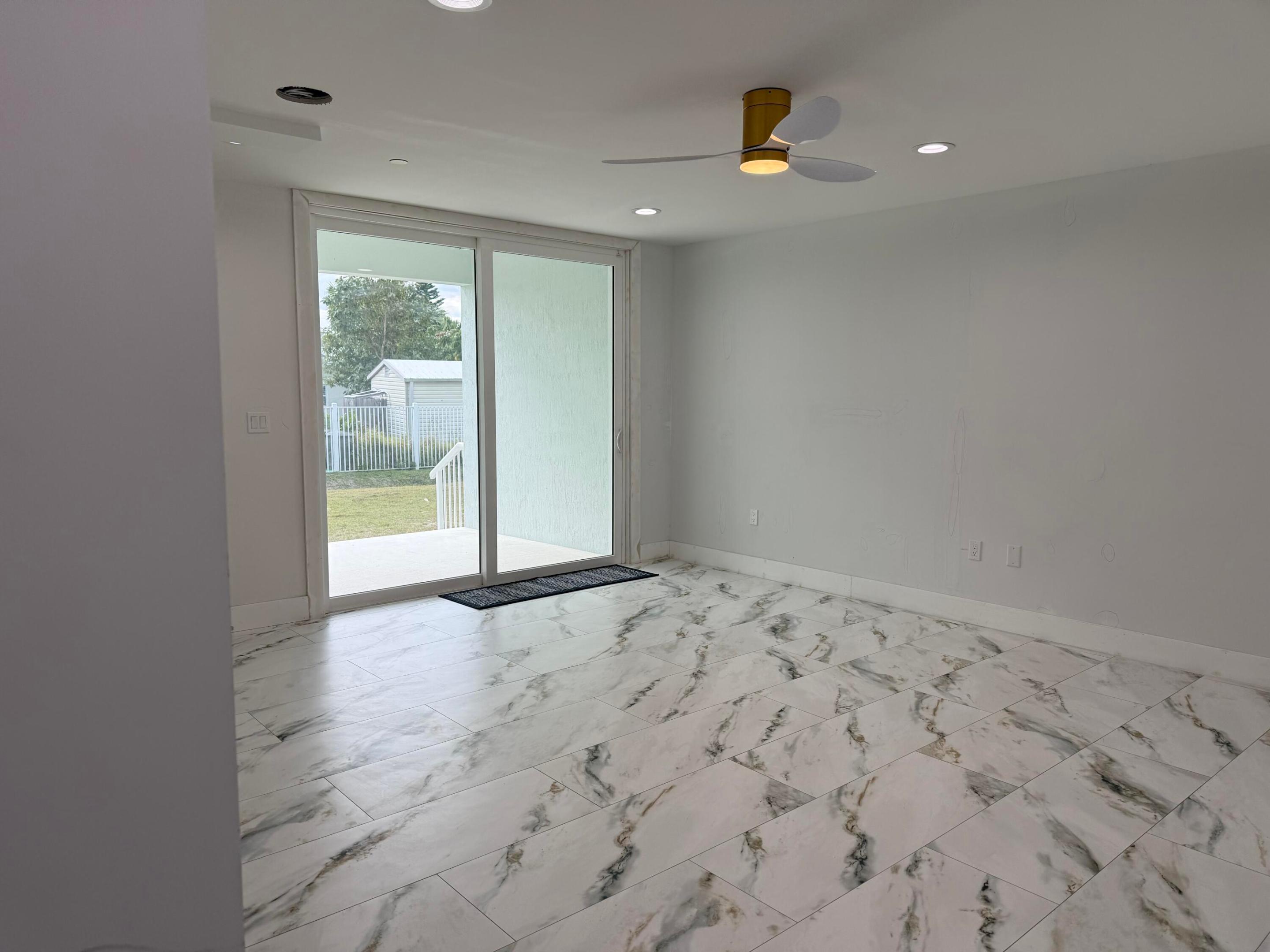 107 Desota Fort Pierce, FL 34949