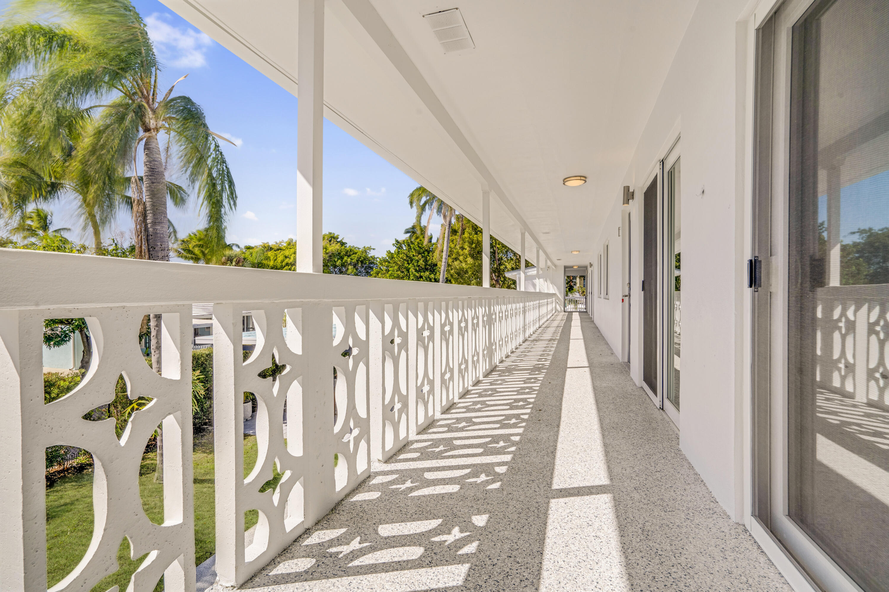 2649 Lake #1 Singer Island, FL 33404