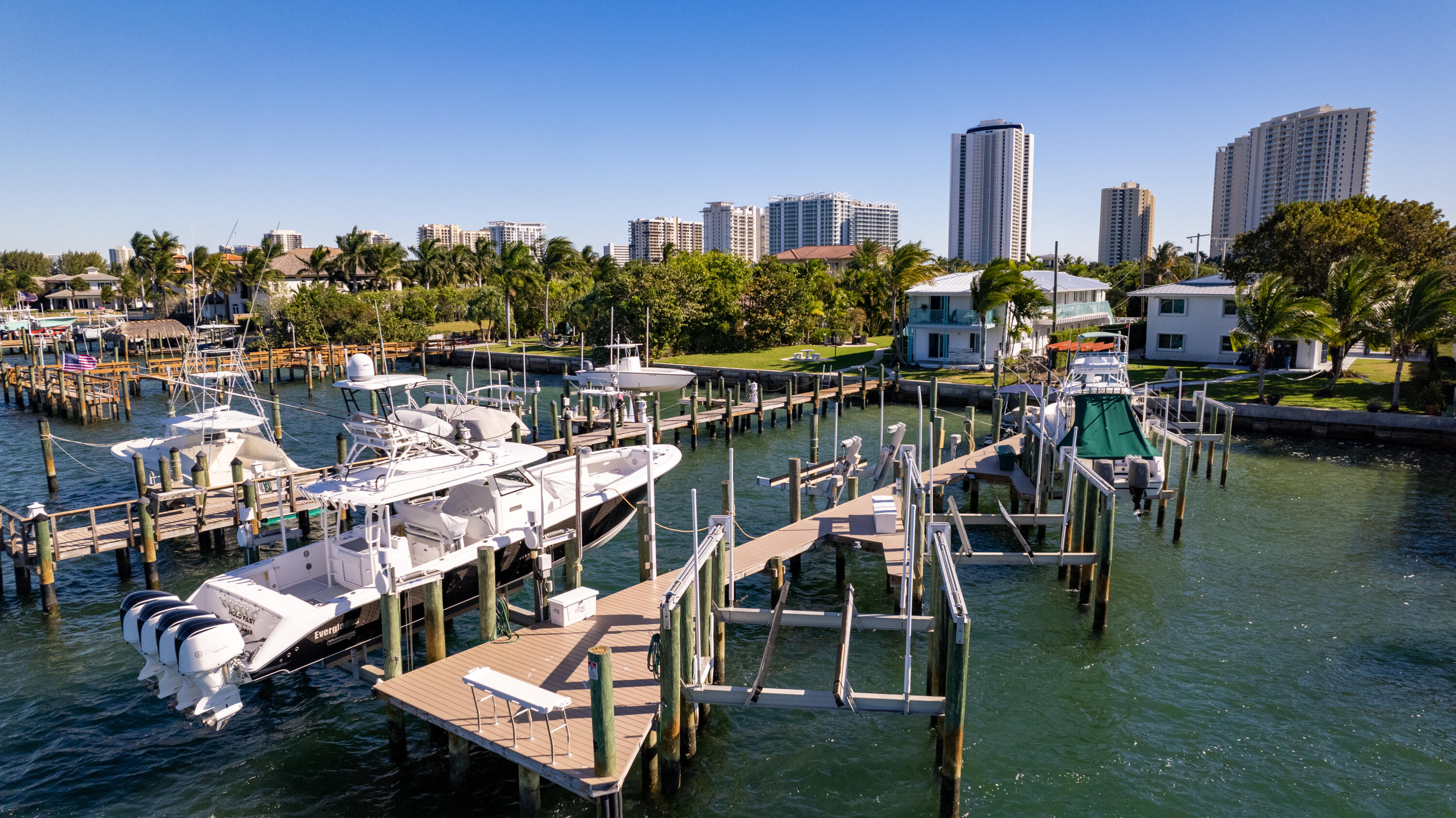 2649 Lake #1 Singer Island, FL 33404