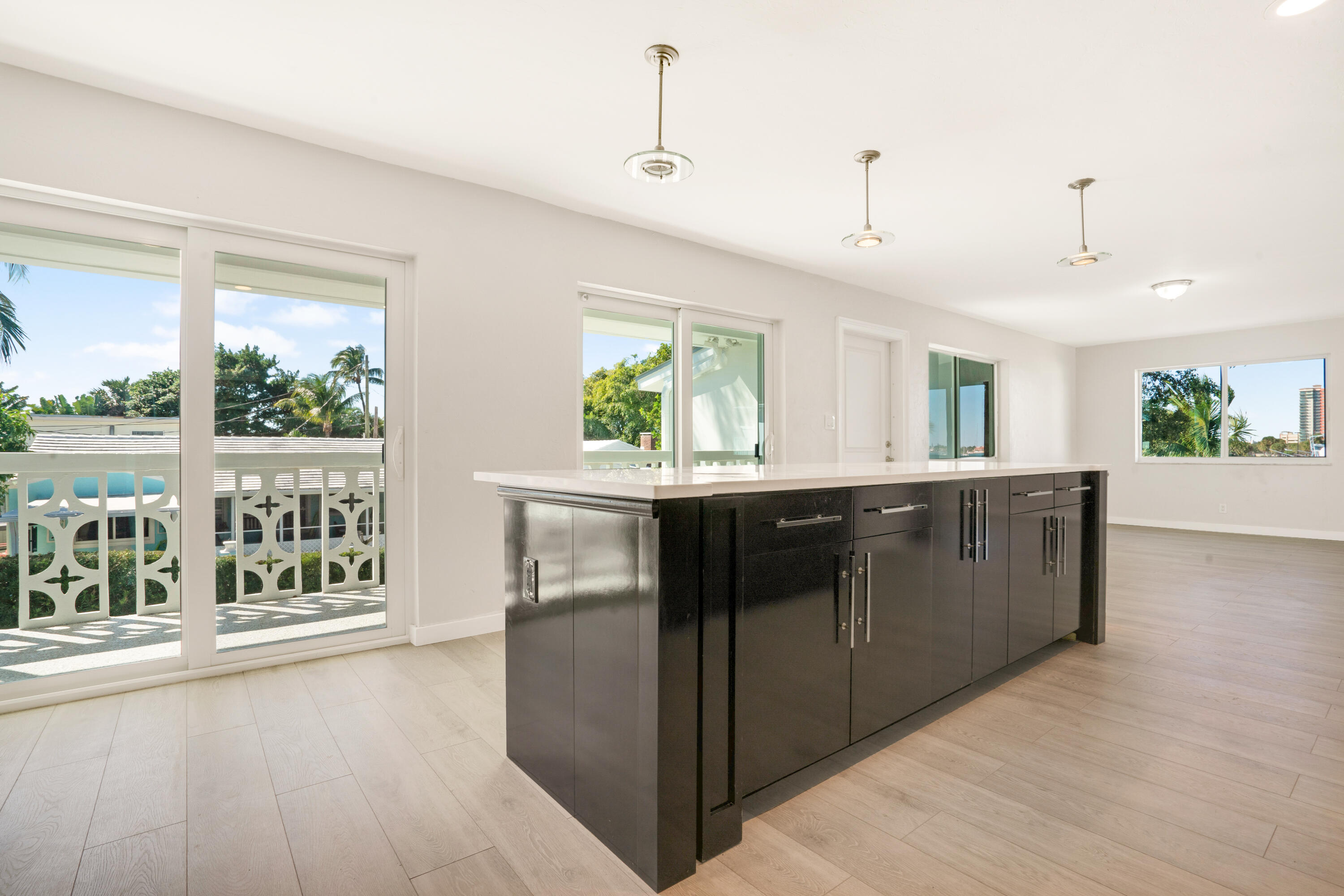 2649 Lake #1 Singer Island, FL 33404