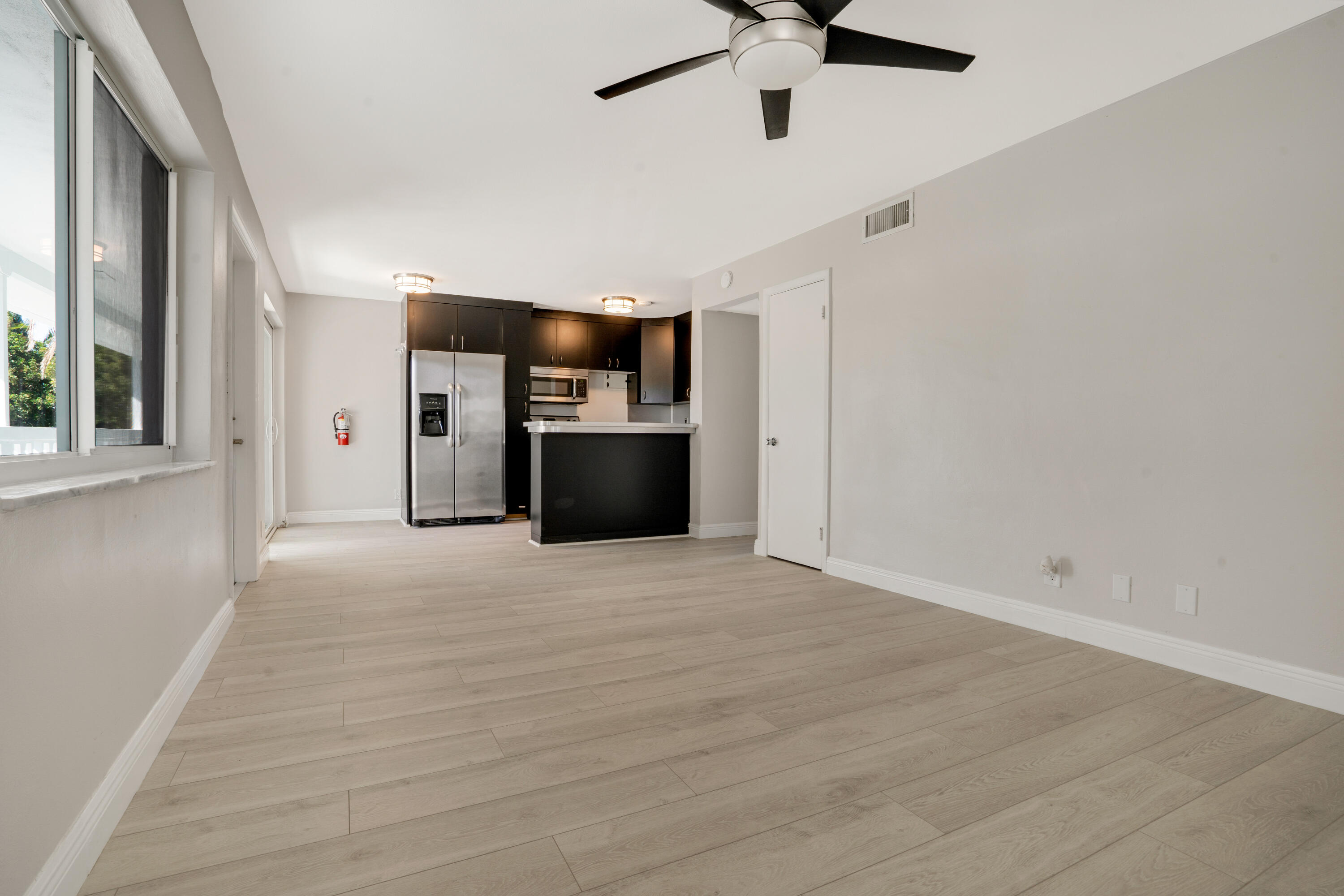 2649 Lake #1 Singer Island, FL 33404