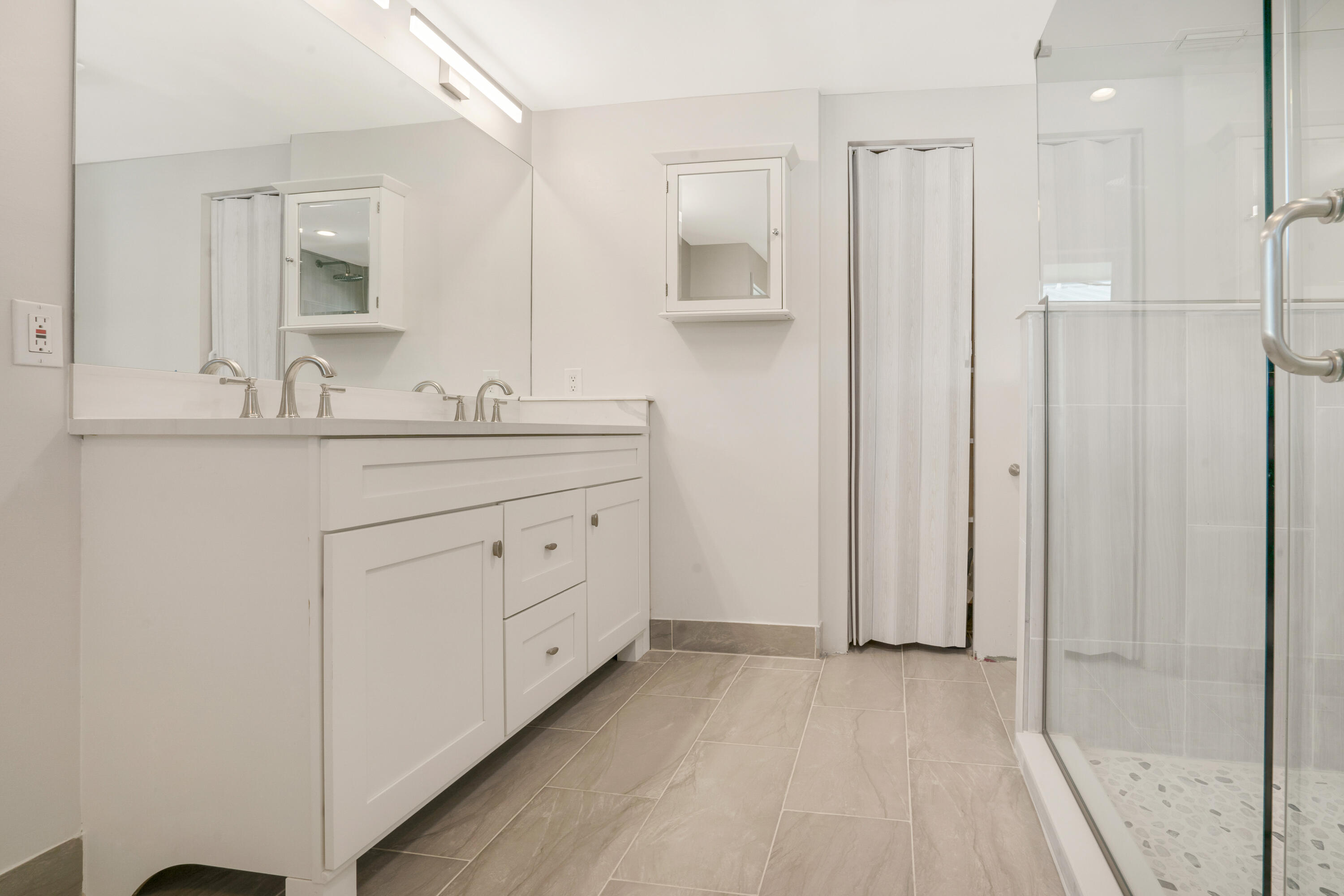 2649 Lake #1 Singer Island, FL 33404