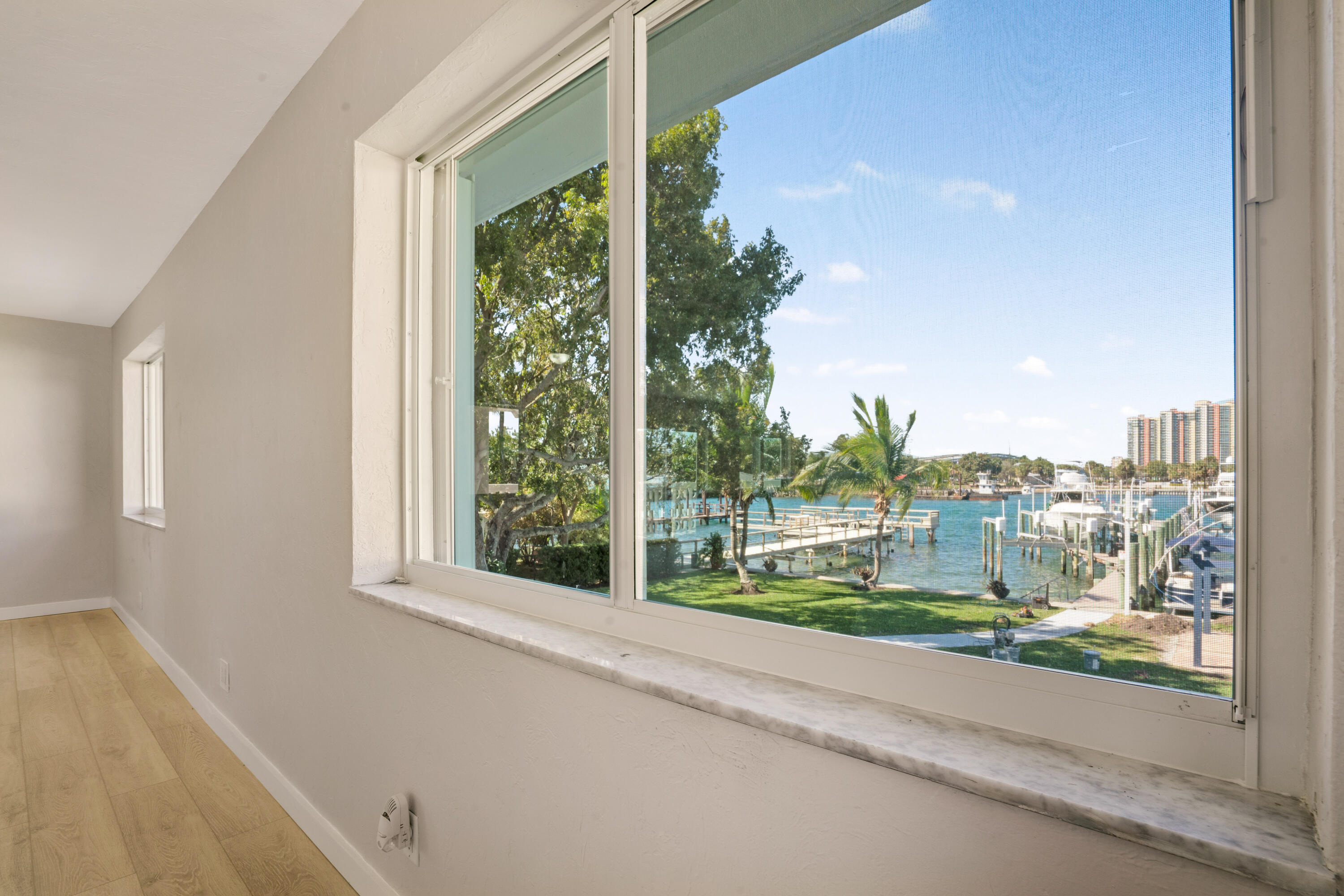 2649 Lake #1 Singer Island, FL 33404