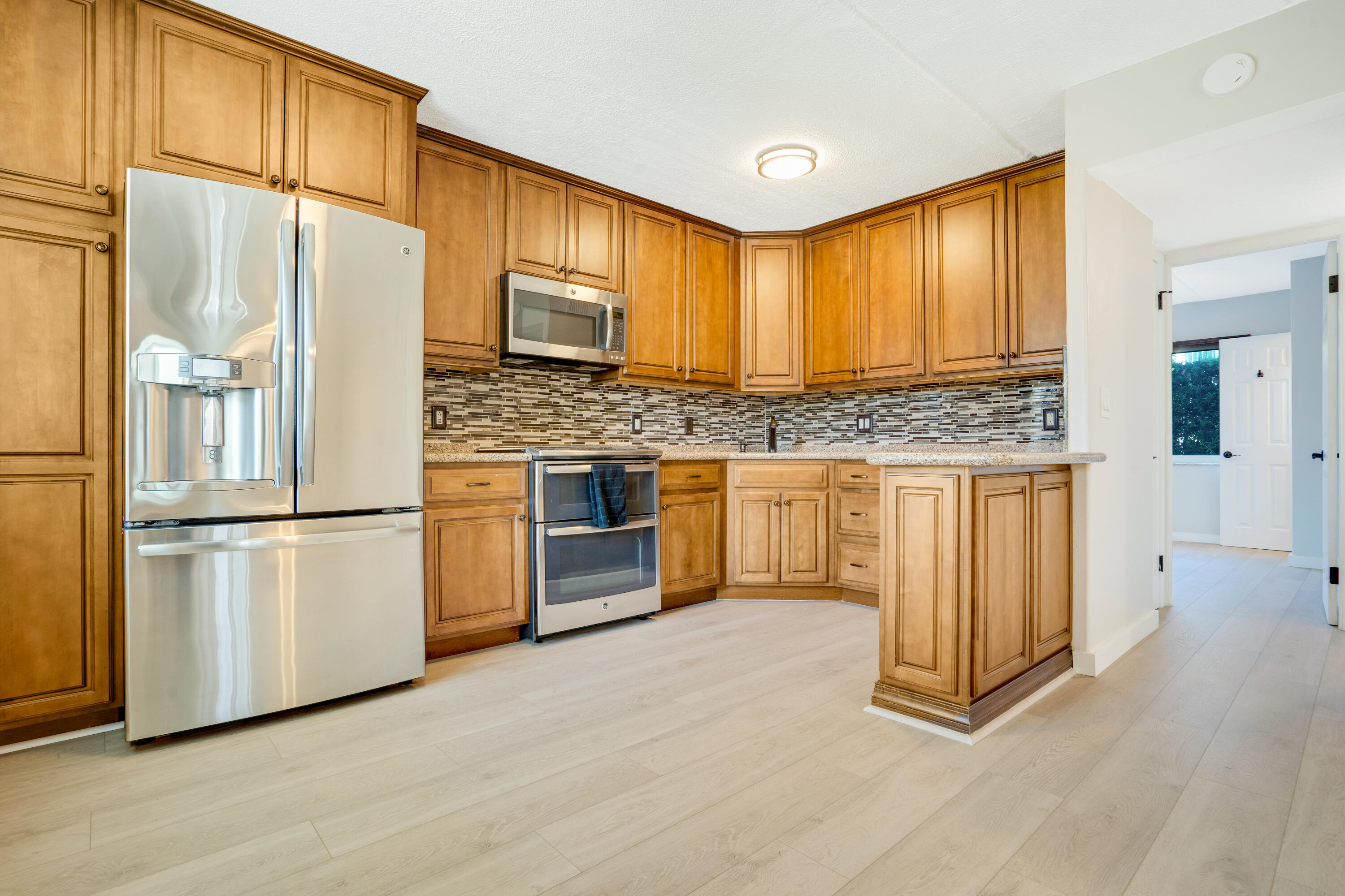 2649 Lake #1 Singer Island, FL 33404