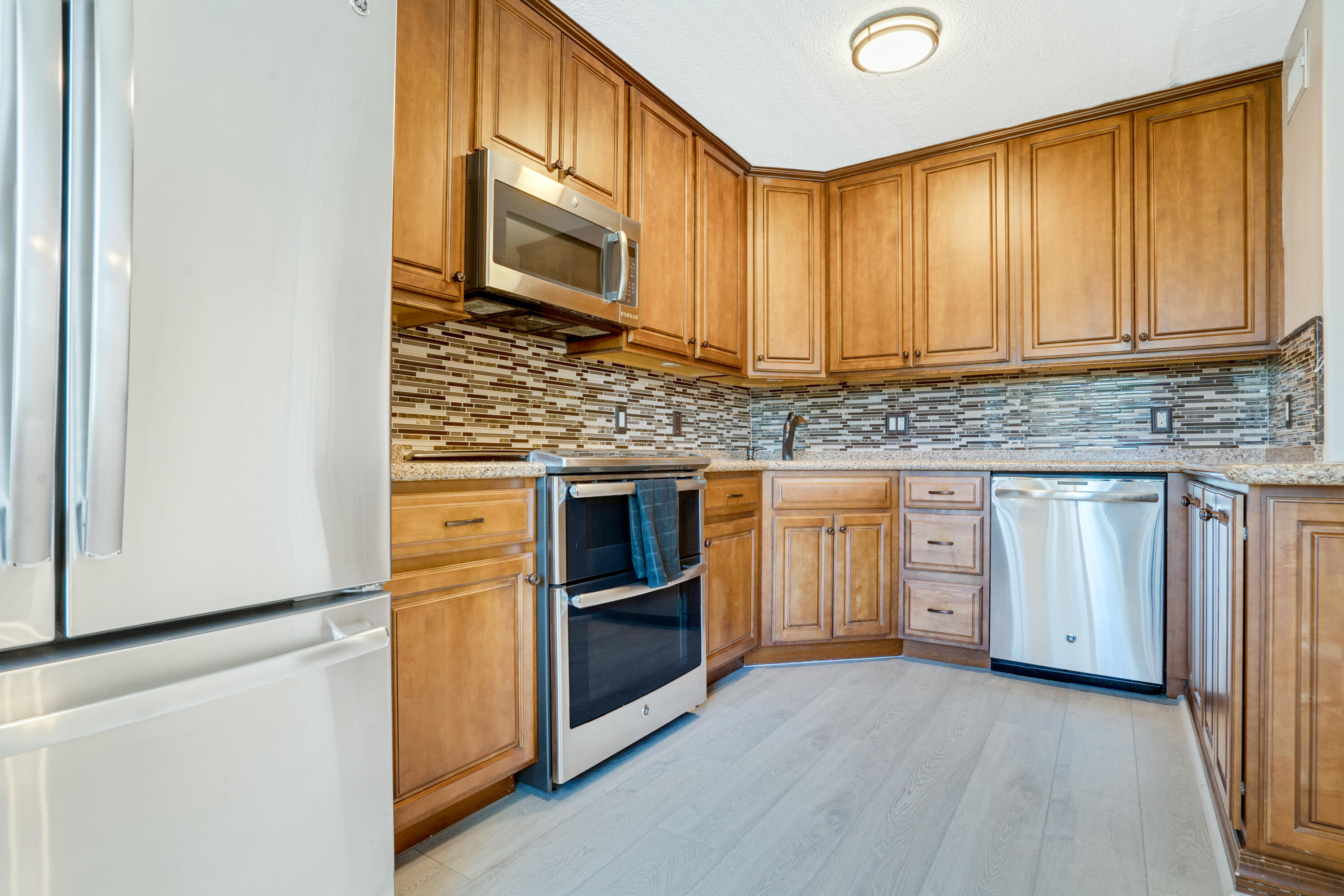 2649 Lake #1 Singer Island, FL 33404