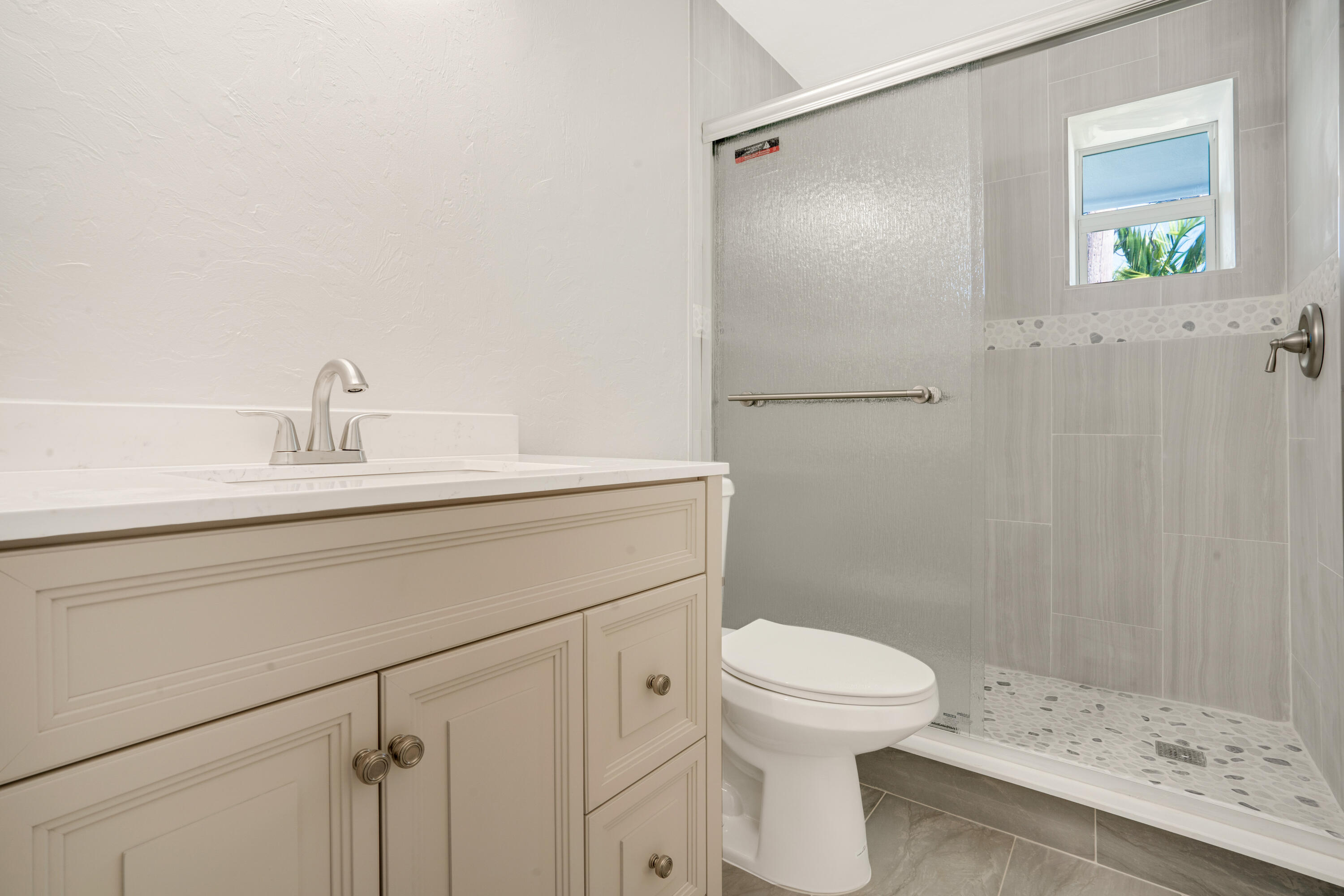 2649 Lake #1 Singer Island, FL 33404