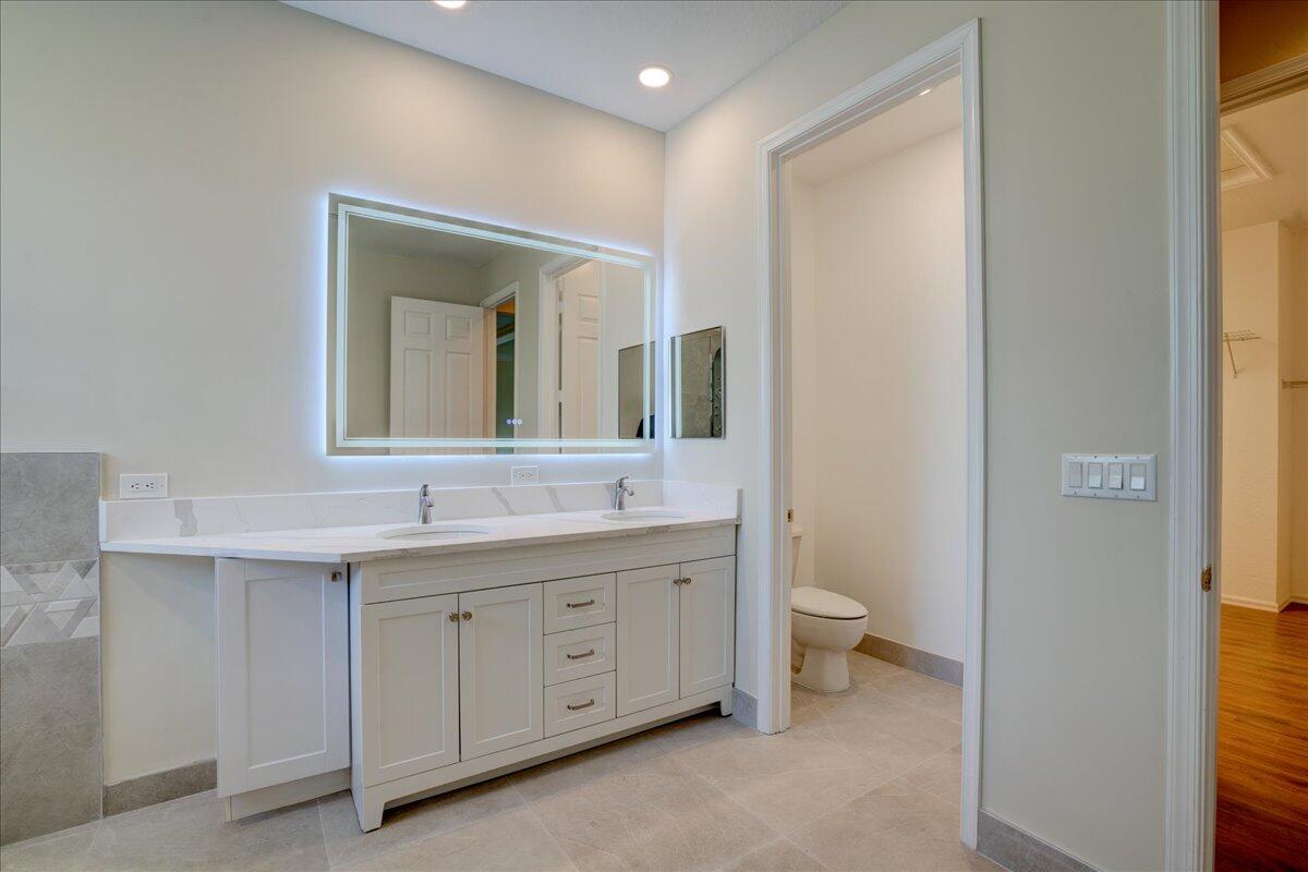 13 Nottingham Boynton Beach, FL 33426