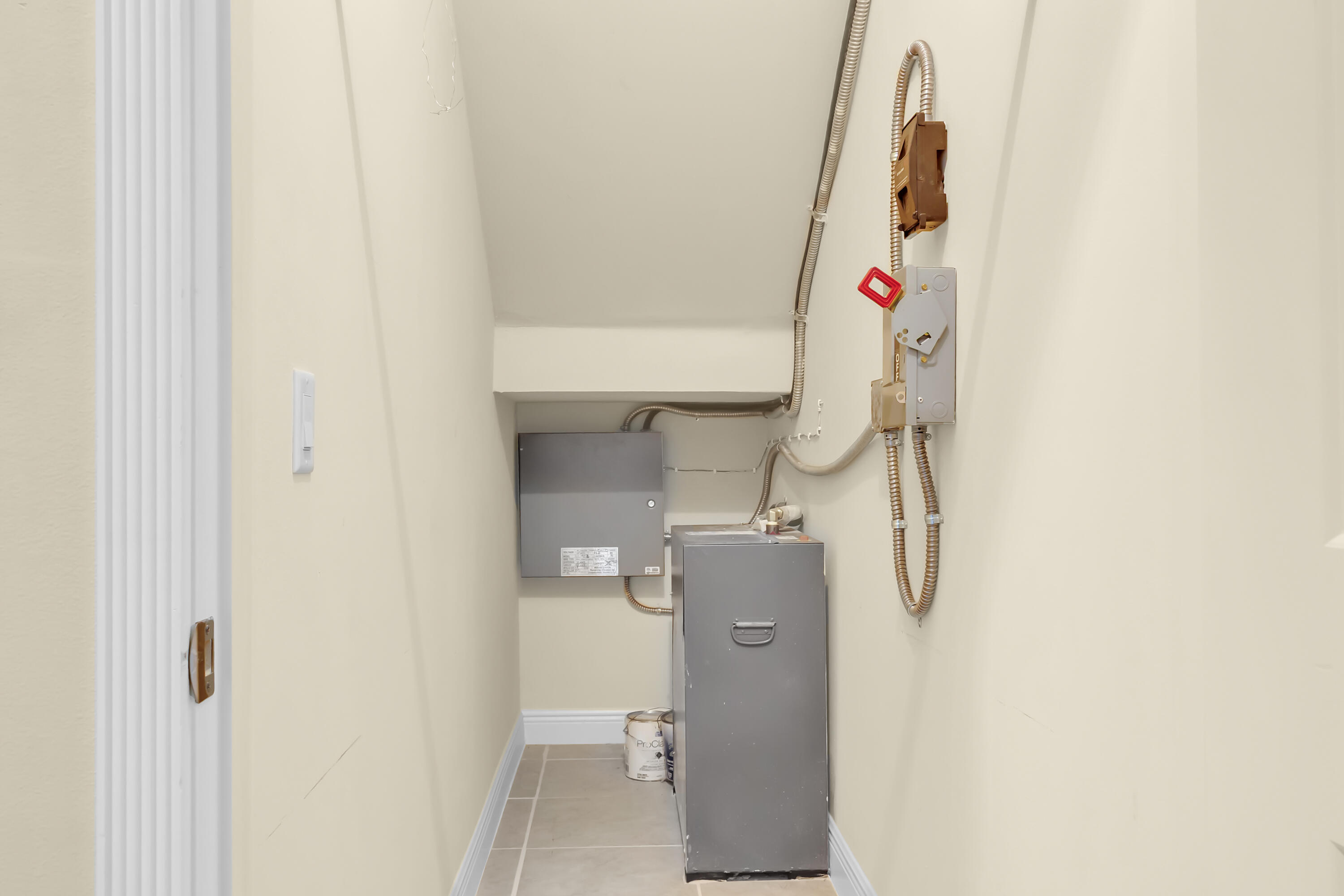 504 Del Sol Tequesta, FL 33469