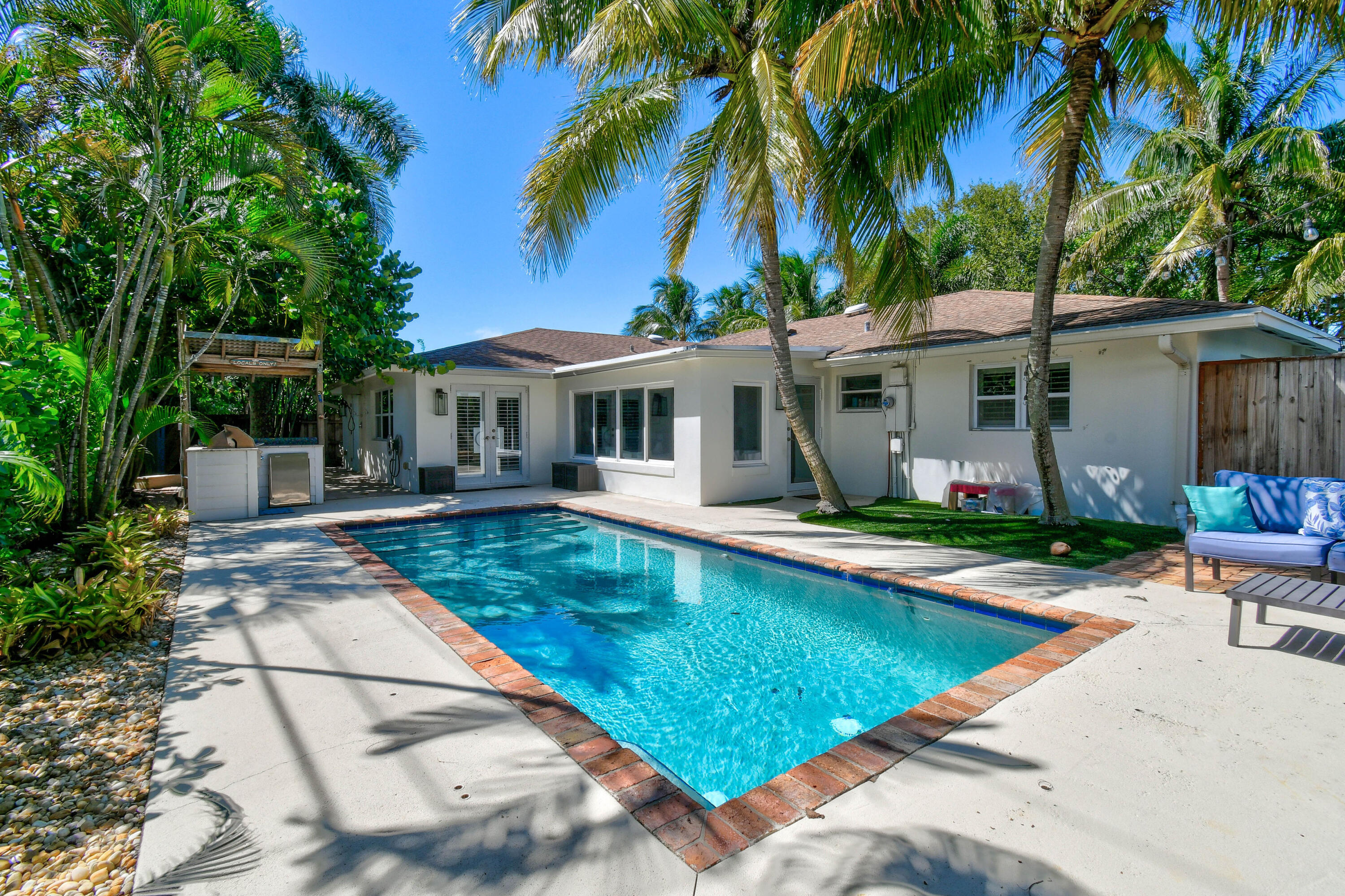 106 Windsor Jupiter, FL 33469