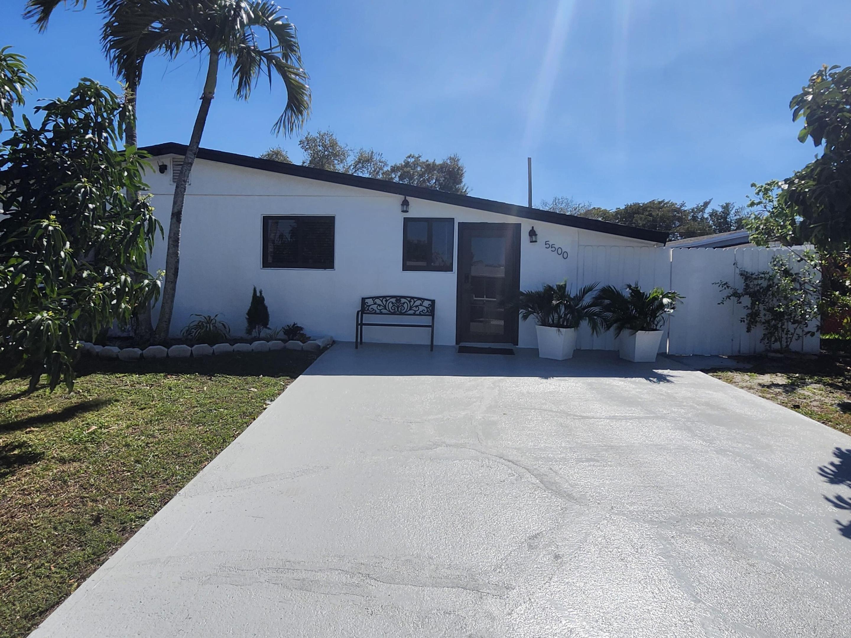 5500 SW Sw 37th St Davie, FL 33314