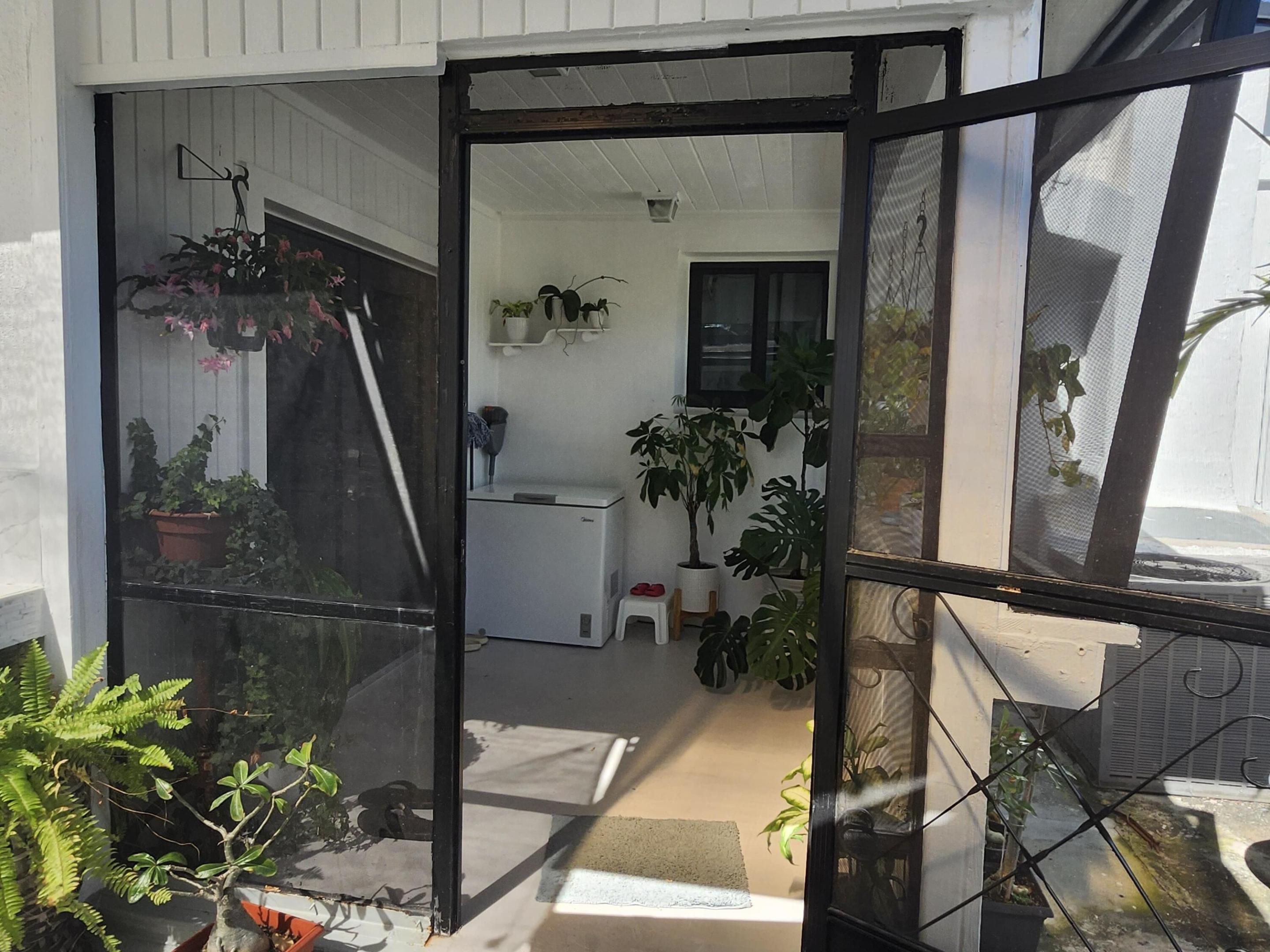 5500 SW Sw 37th St Davie, FL 33314