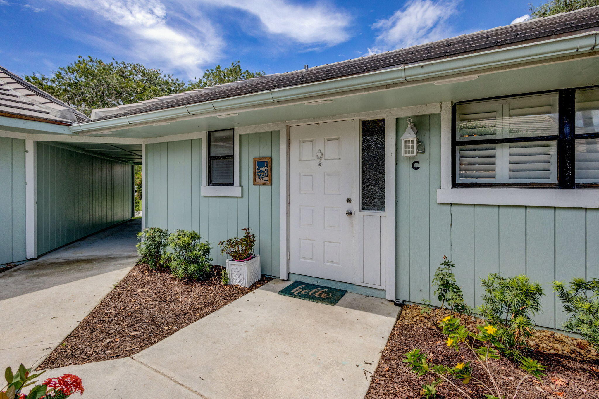 1127 E Seminole #22c Jupiter, FL 33477