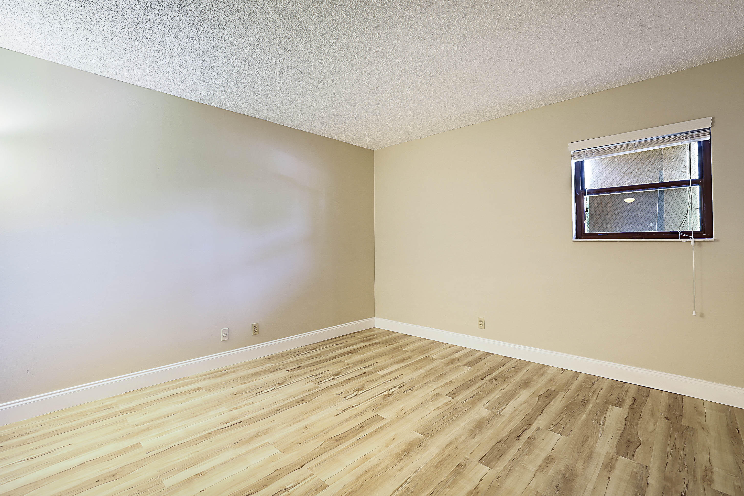 1036 Us Hwy 1 #216 North Palm Beach, FL 33408