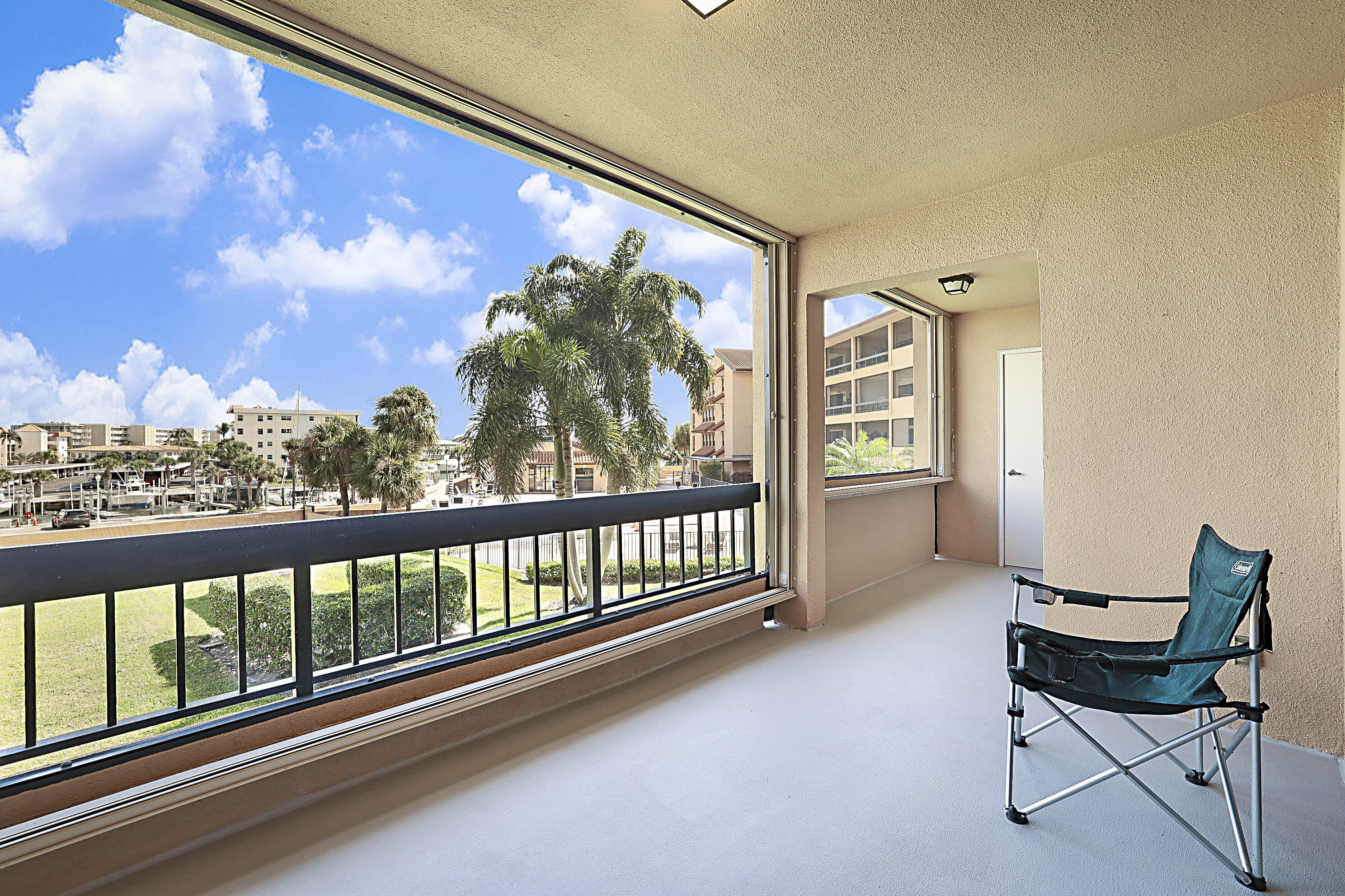 1036 Us Hwy 1 #216 North Palm Beach, FL 33408