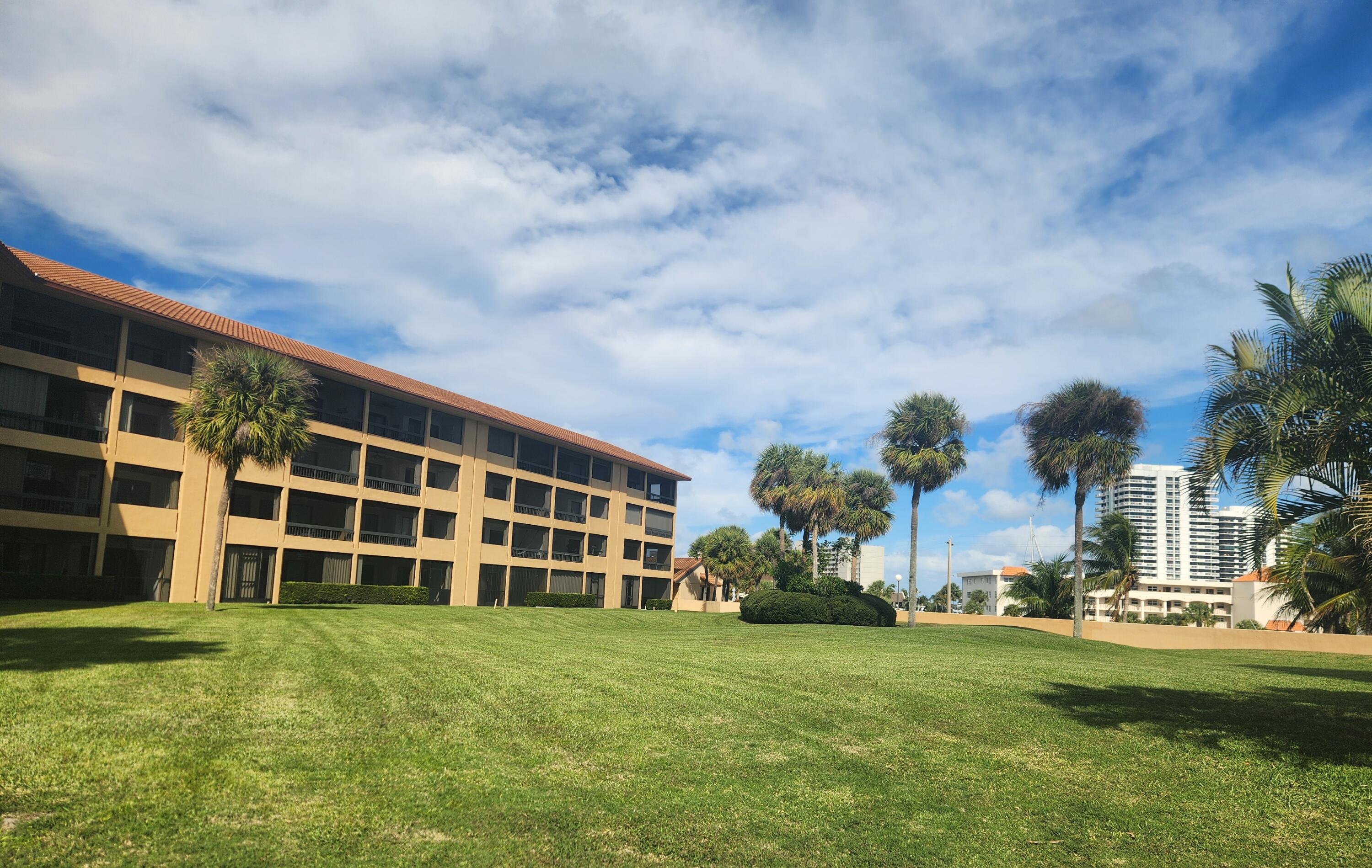 1036 Us Hwy 1 #216 North Palm Beach, FL 33408