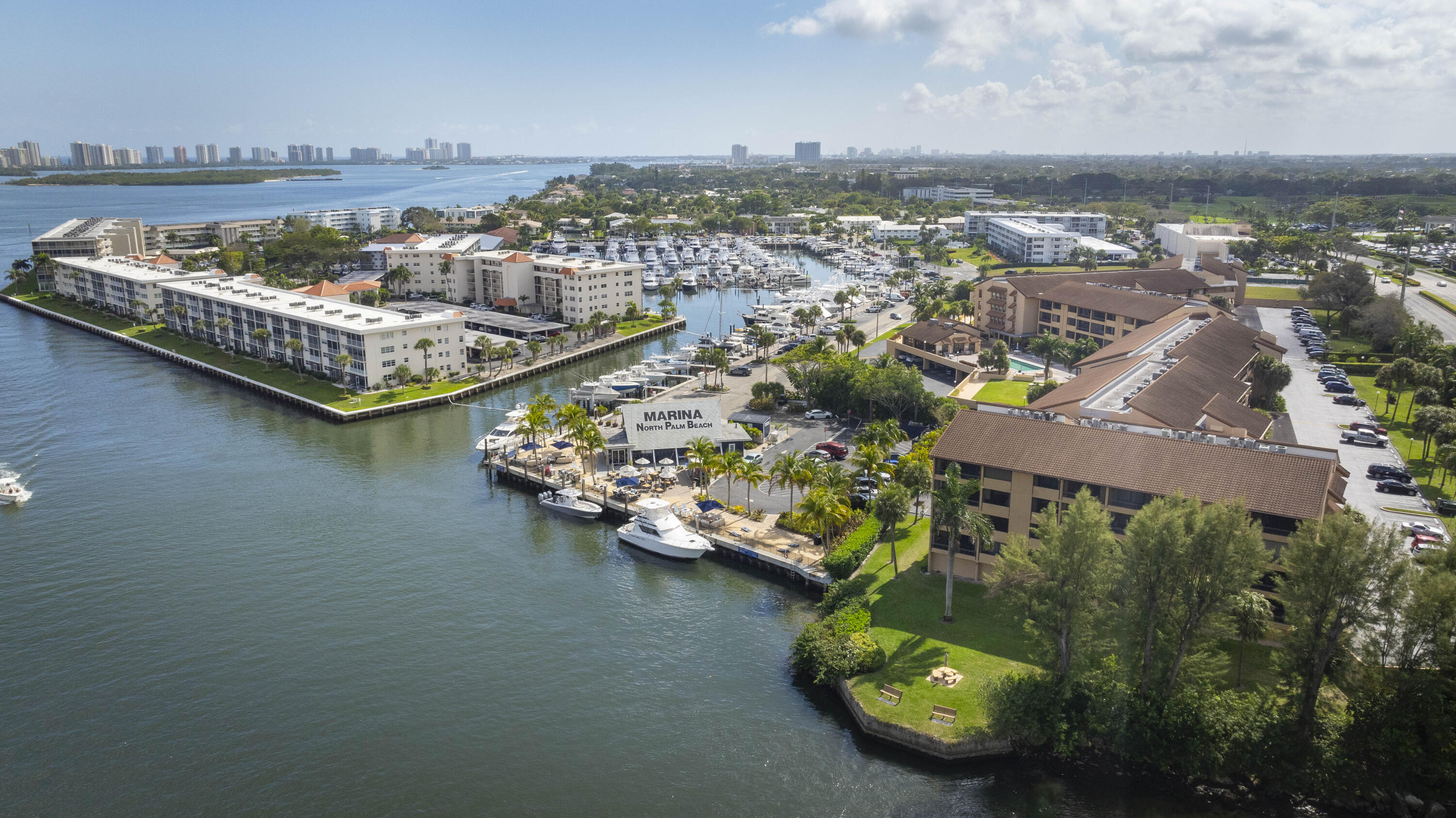 1036 Us Hwy 1 #216 North Palm Beach, FL 33408