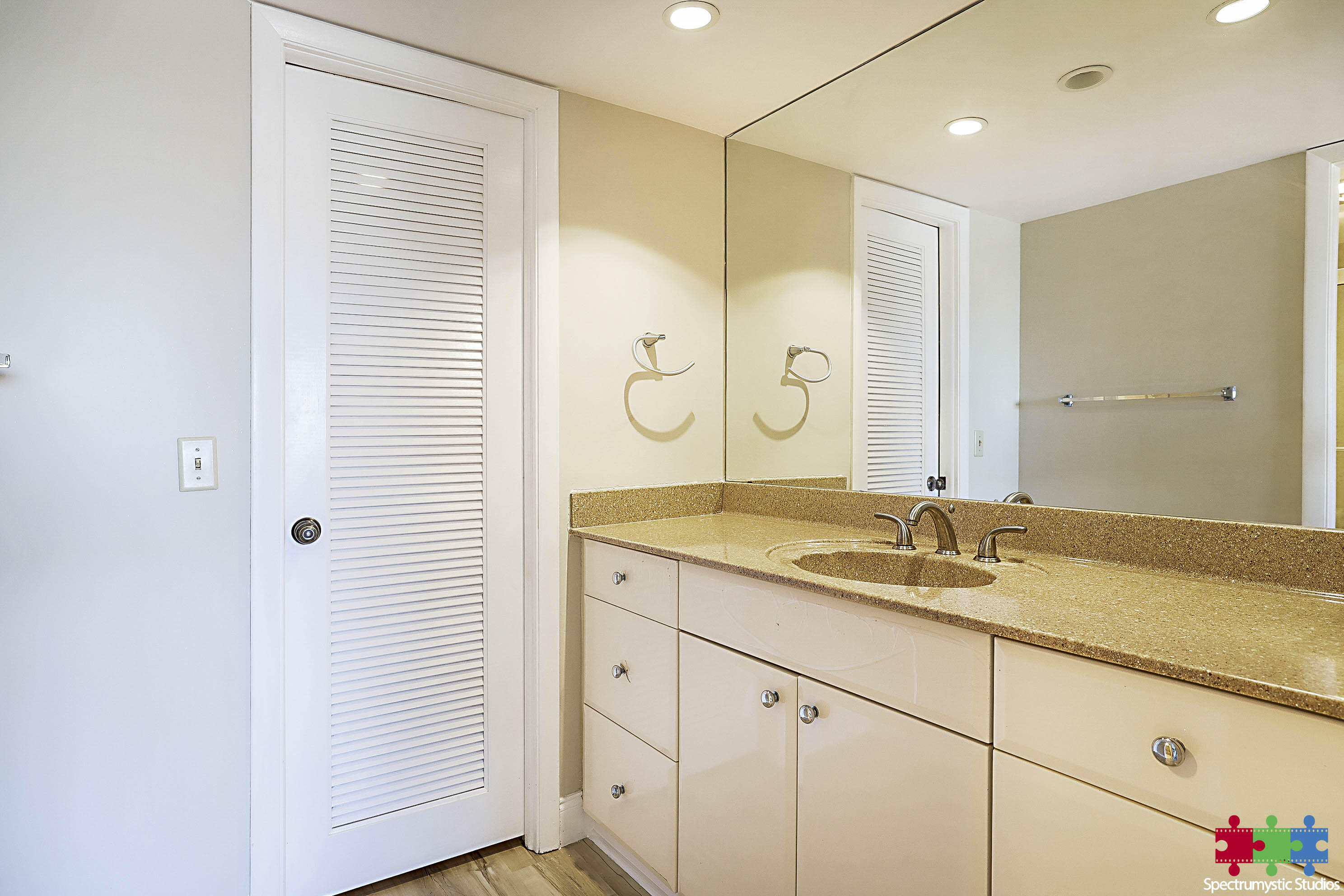 1036 Us Hwy 1 #216 North Palm Beach, FL 33408