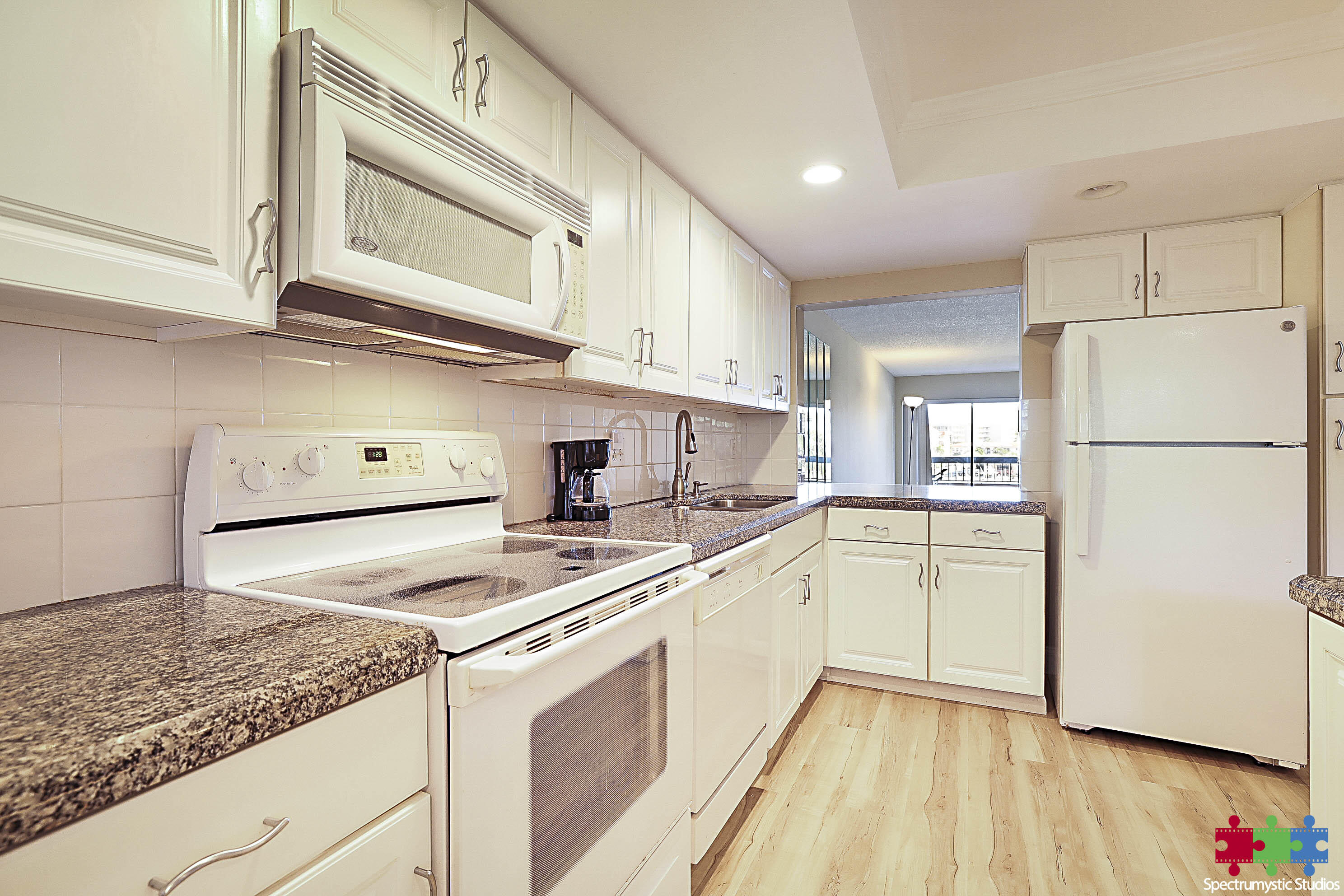 1036 Us Hwy 1 #216 North Palm Beach, FL 33408