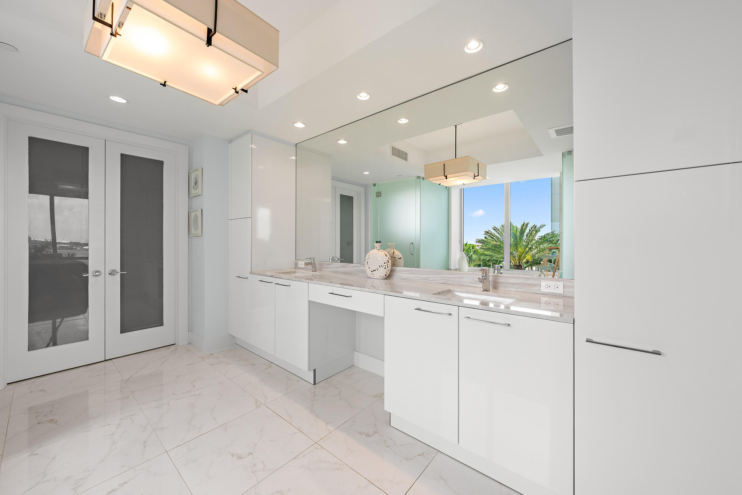 1 Water Clb #504 North Palm Beach, FL 33408