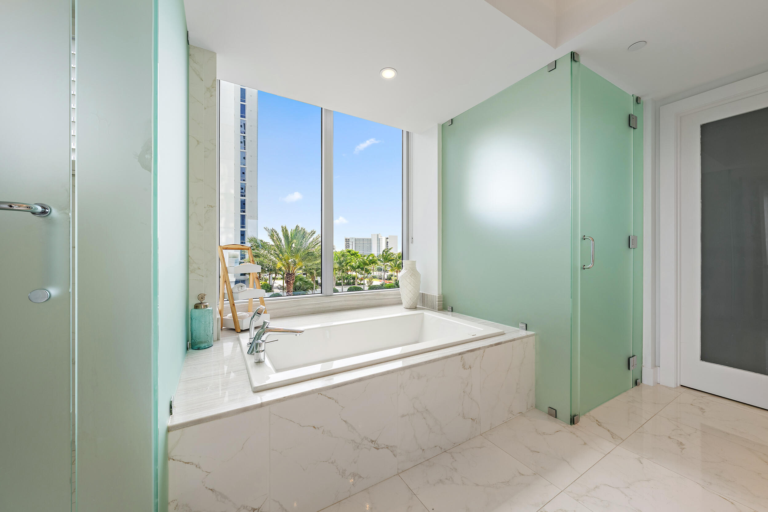 1 Water Clb #504 North Palm Beach, FL 33408