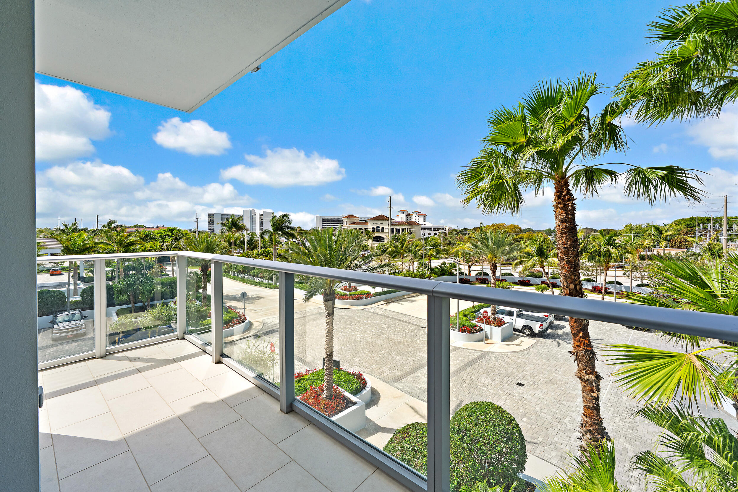 1 Water Clb #504 North Palm Beach, FL 33408