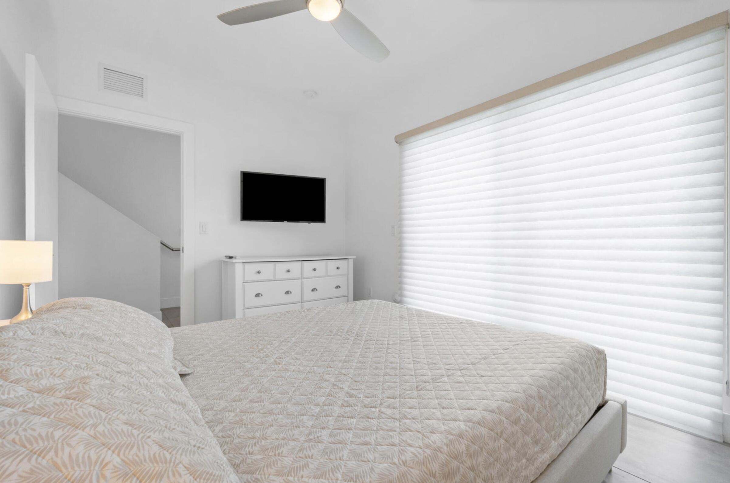 1367 N Ocean Pompano Beach, FL 33062