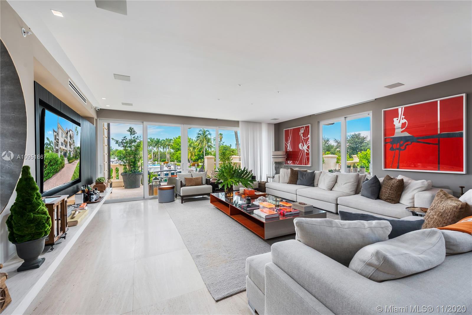 2514 Fisher Island Dr #6104