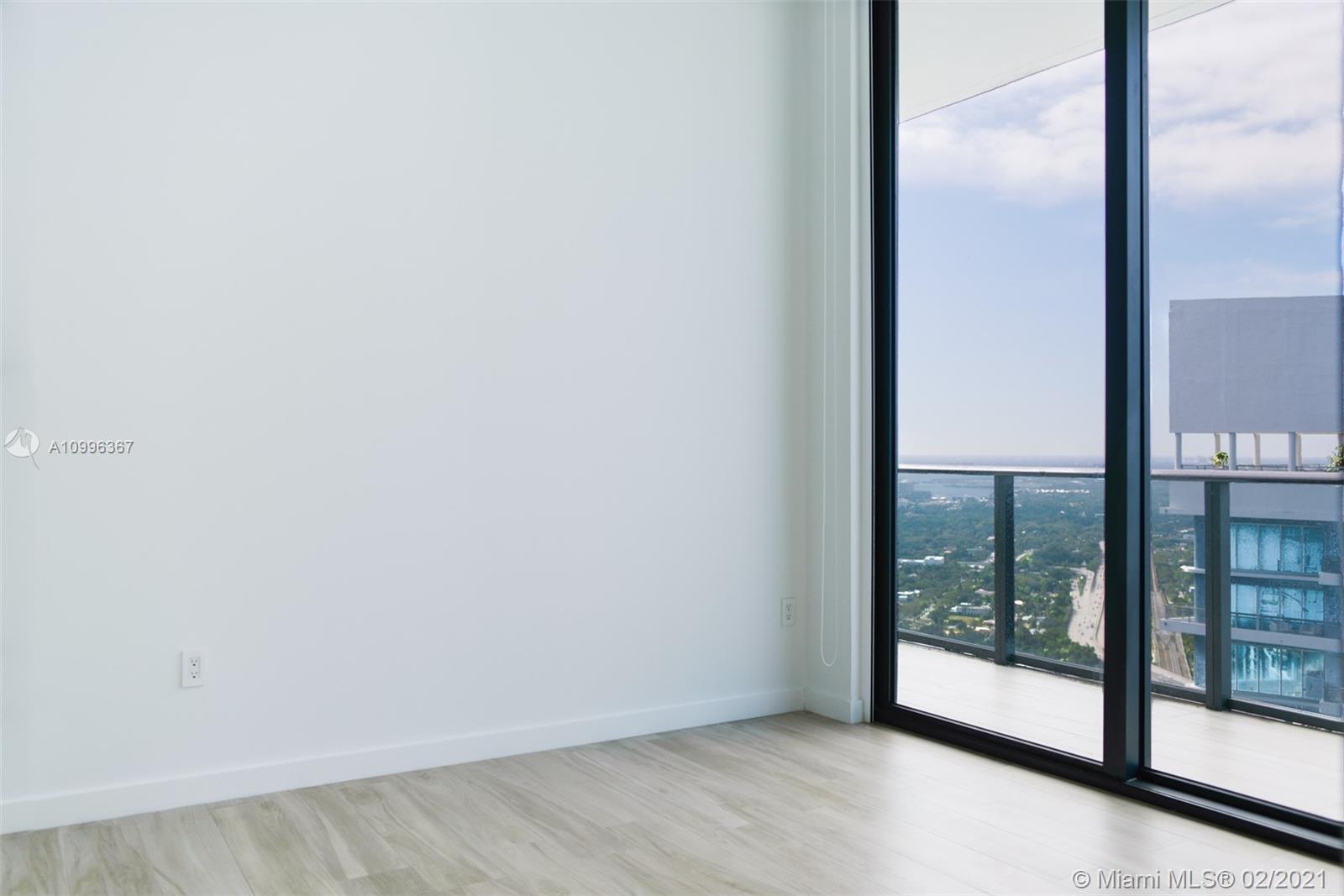 1300 S Miami Ave #PH5206 Miami, FL 33130