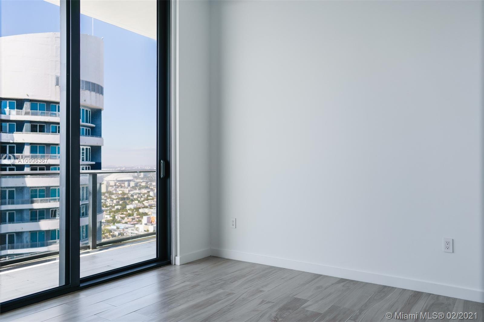 1300 S Miami Ave #PH5206 Miami, FL 33130