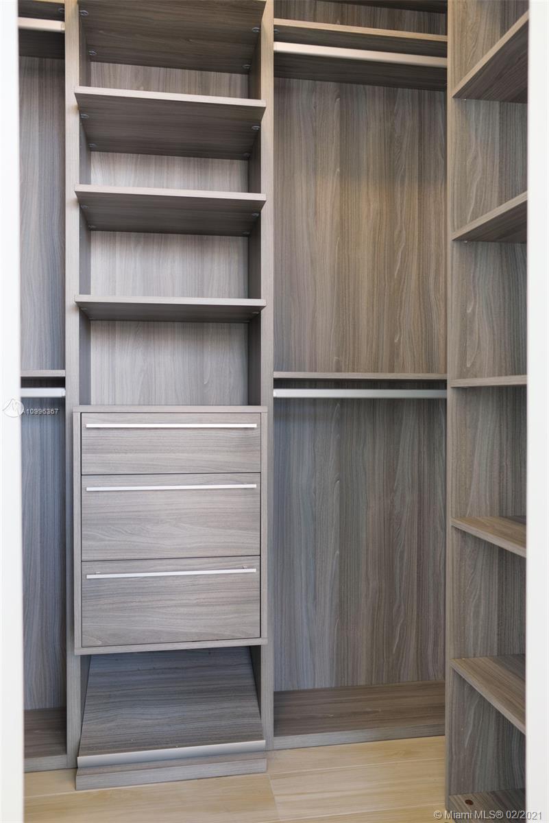 1300 S Miami Ave #PH5206 Miami, FL 33130