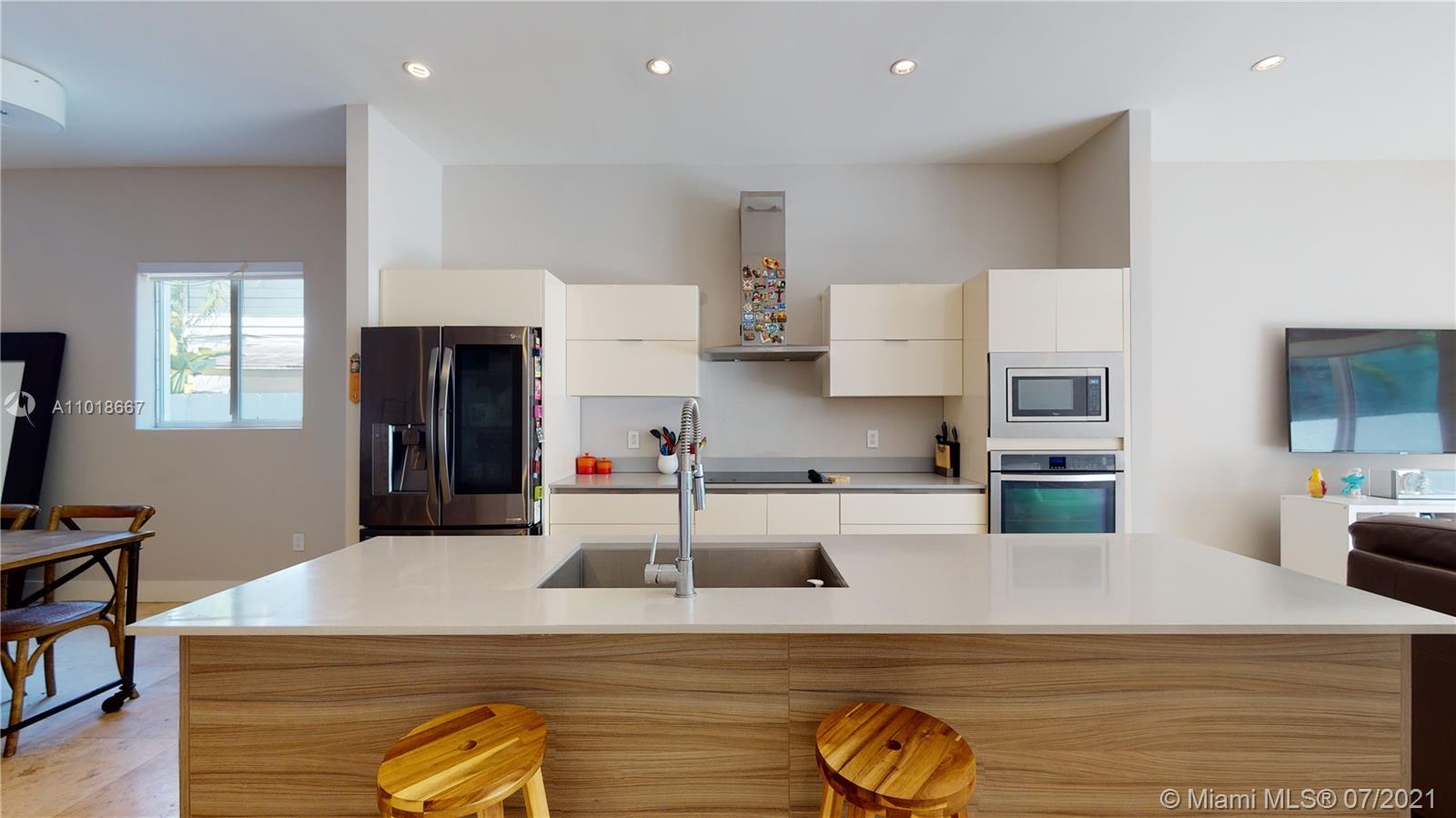 2834 W Trade Ave #2834 Coconut Grove, FL 33133