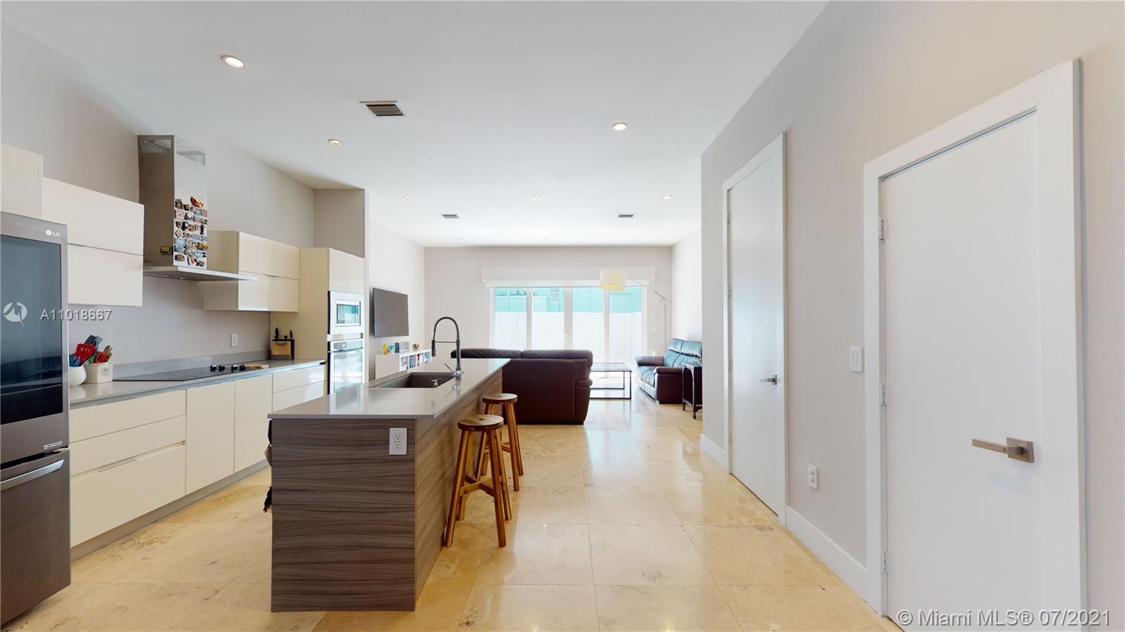 2834 W Trade Ave #2834 Coconut Grove, FL 33133