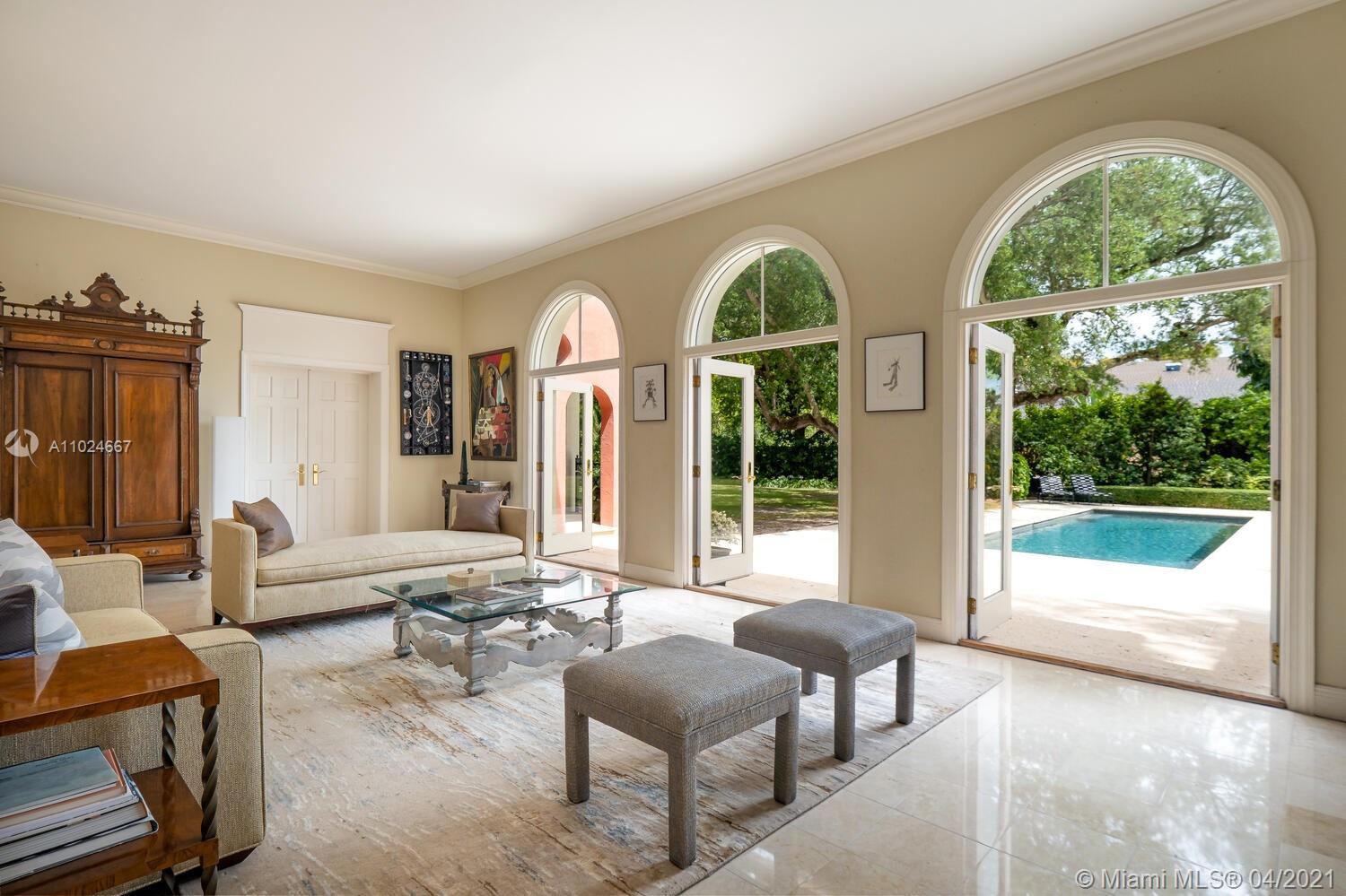 7155 Old Cutler Rd Coral Gables, FL 33143