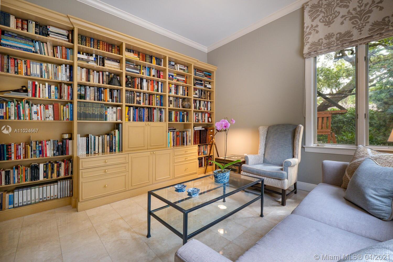 7155 Old Cutler Rd Coral Gables, FL 33143