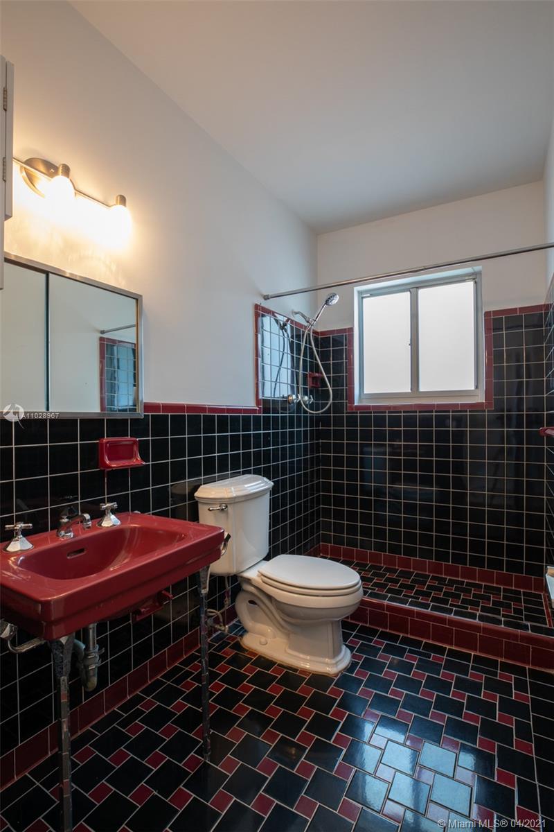 200 N Shore Dr Miami Beach, FL 33141