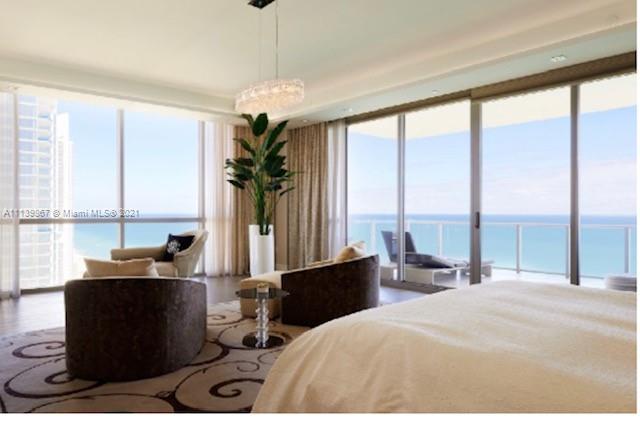 image The Mansions at Acqualina9