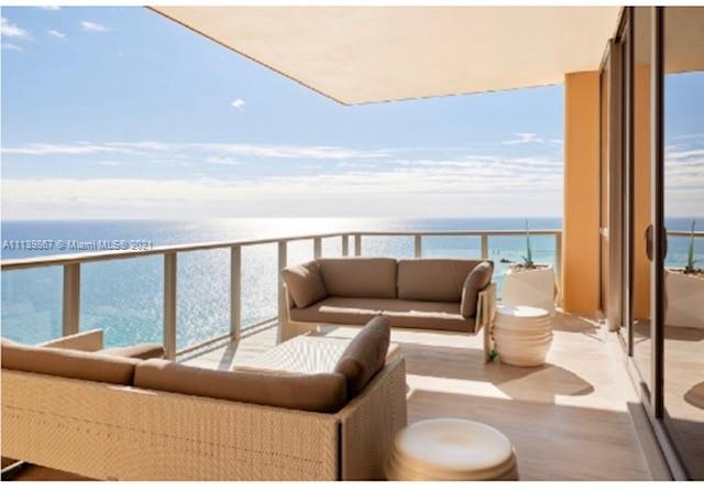 image The Mansions at Acqualina7