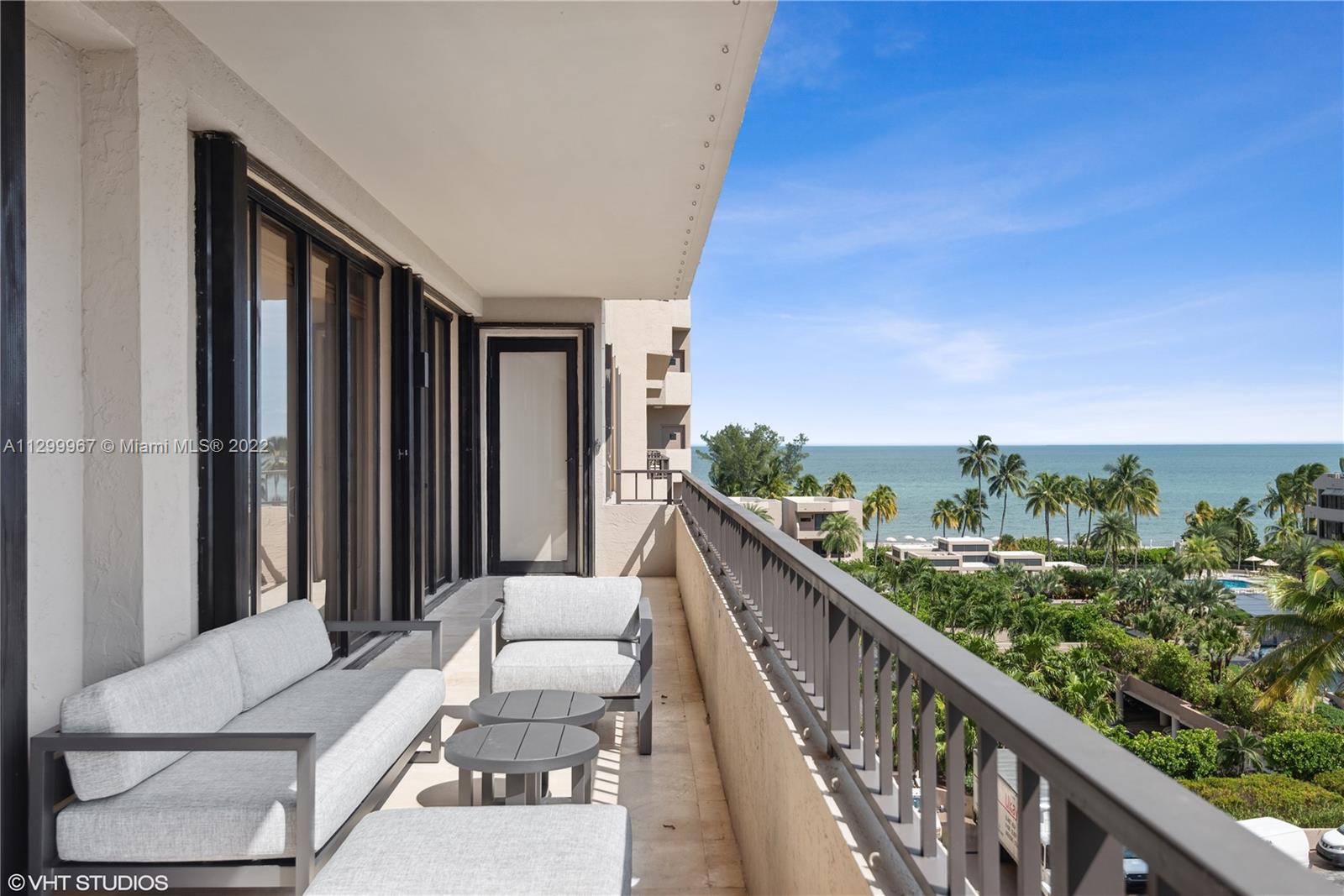 251 S Crandon Blvd #624