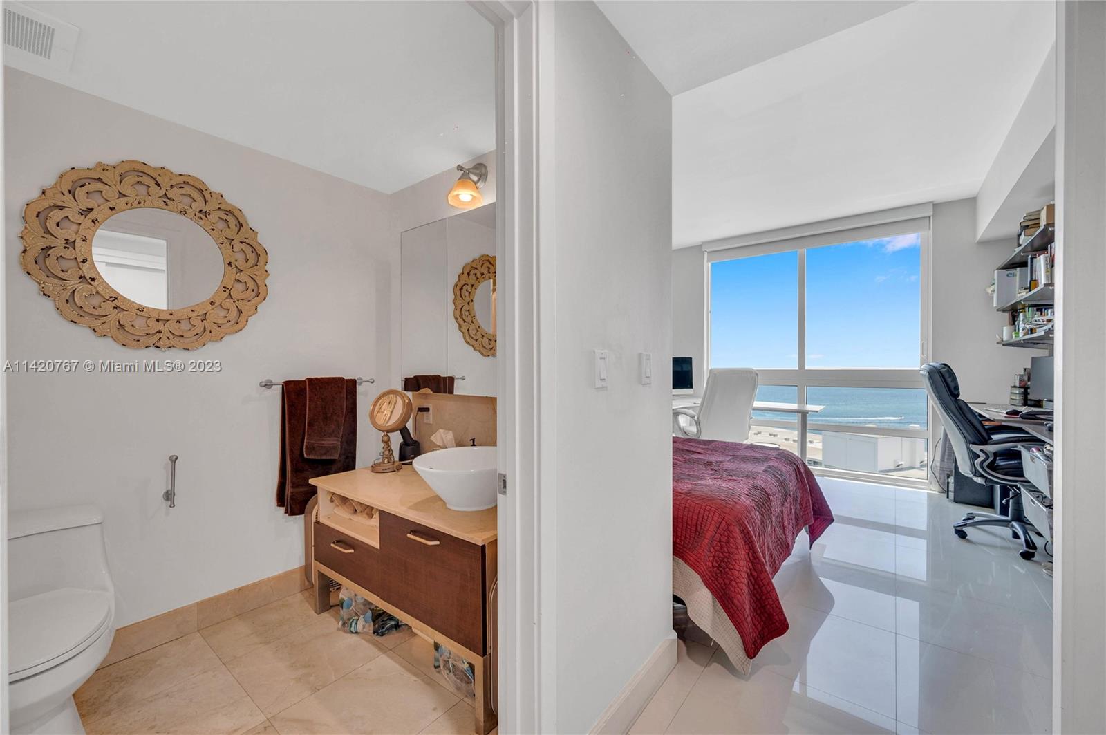 218 SE 14th St #1905 Miami, FL 33131