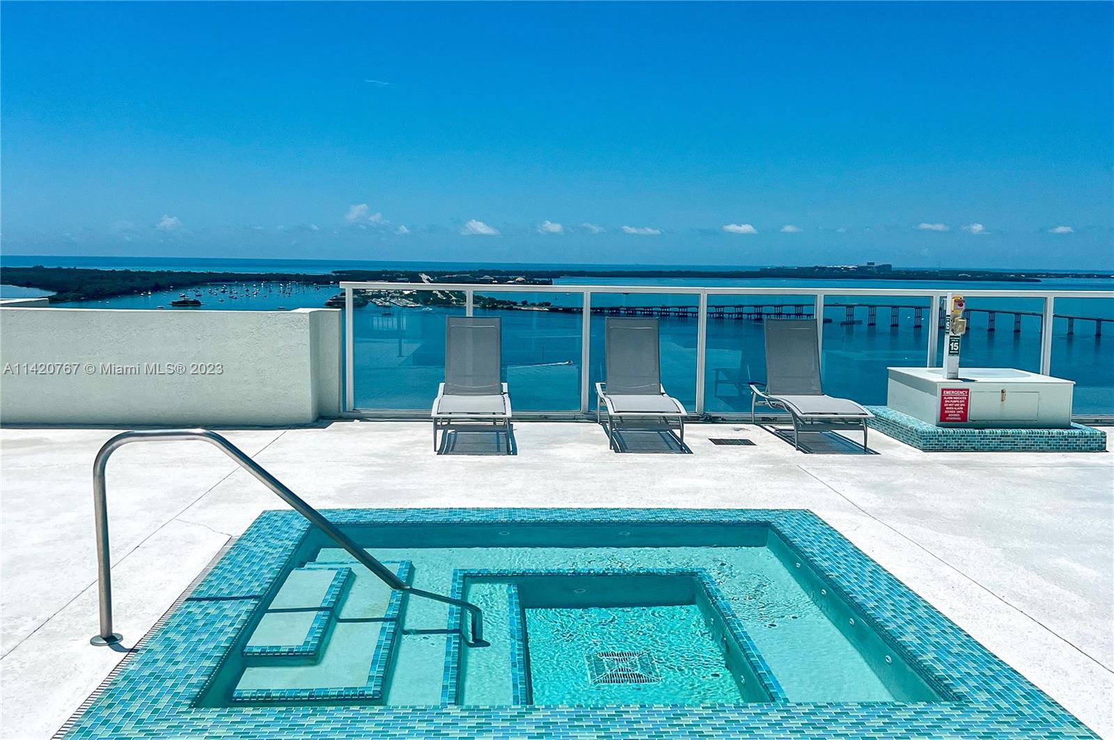 218 SE 14th St #1905 Miami, FL 33131