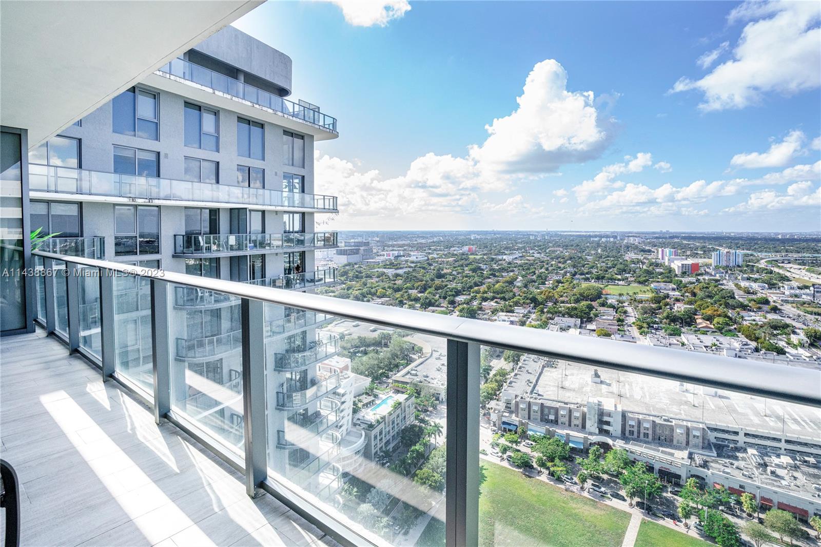 image Hyde Midtown25