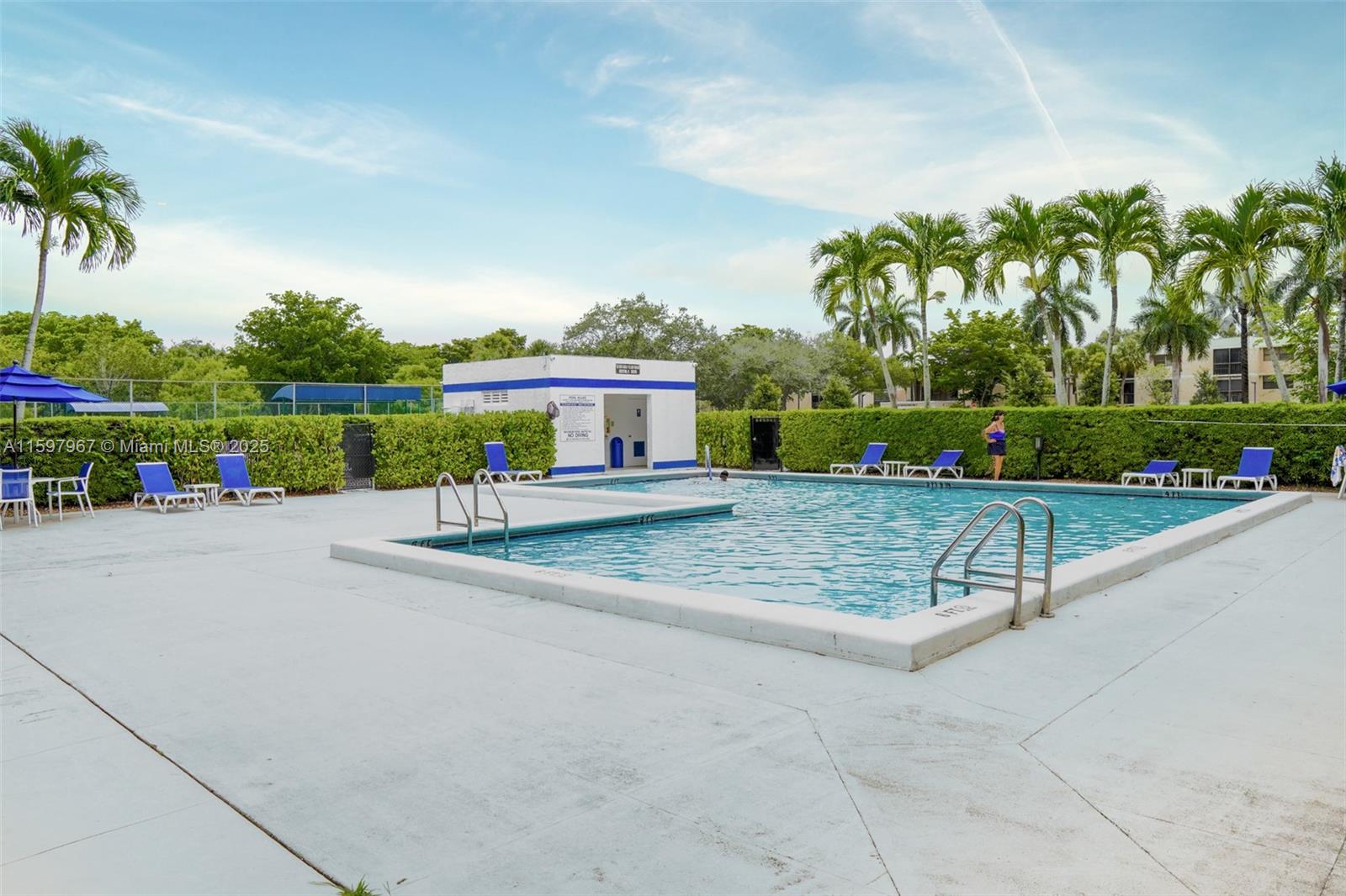 16100 Golf Clb Rd #210 Weston, FL 33326