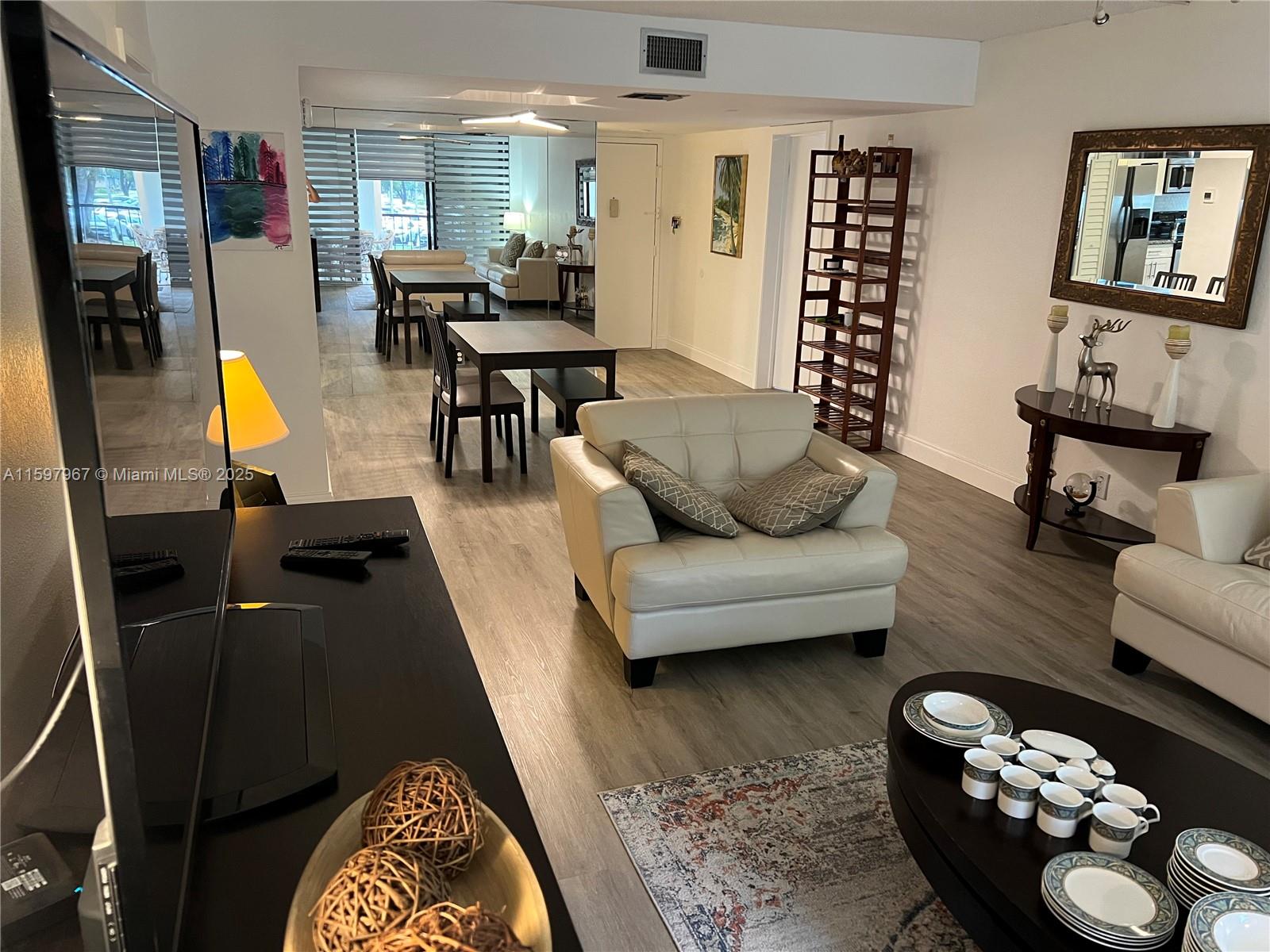 16100 Golf Clb Rd #210 Weston, FL 33326