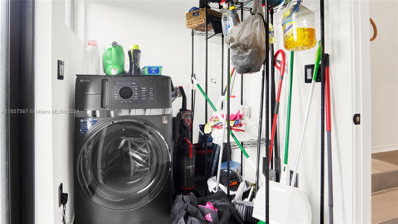 63 SW 31st Rd Miami, FL 33129