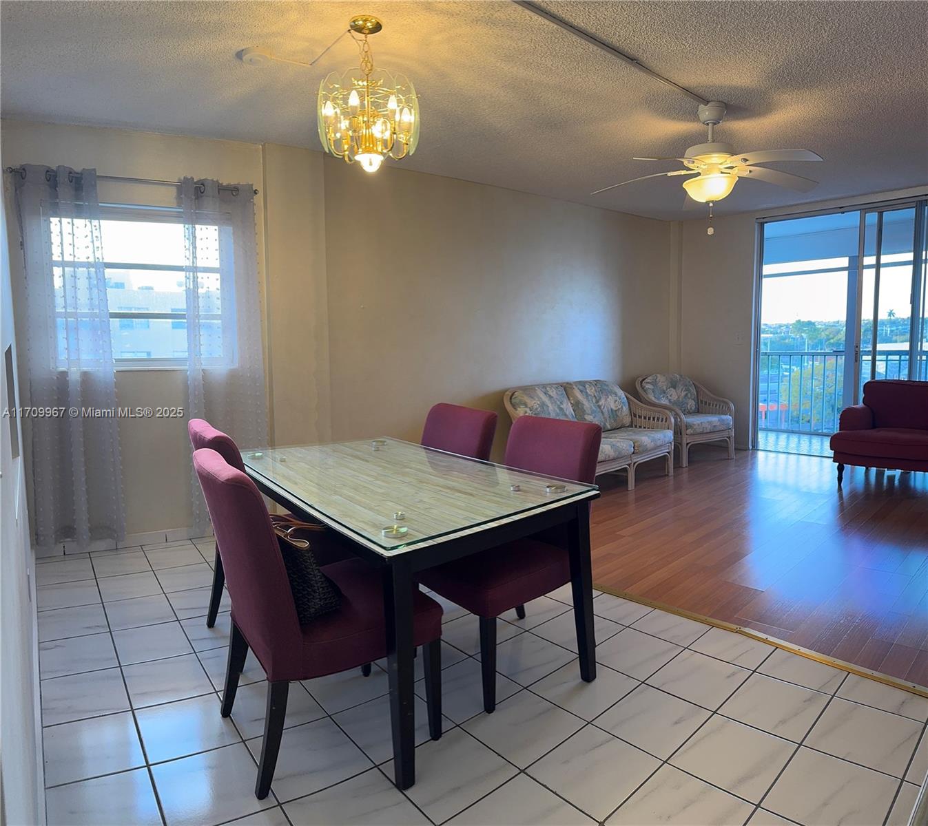 image Three Seasons Condo19