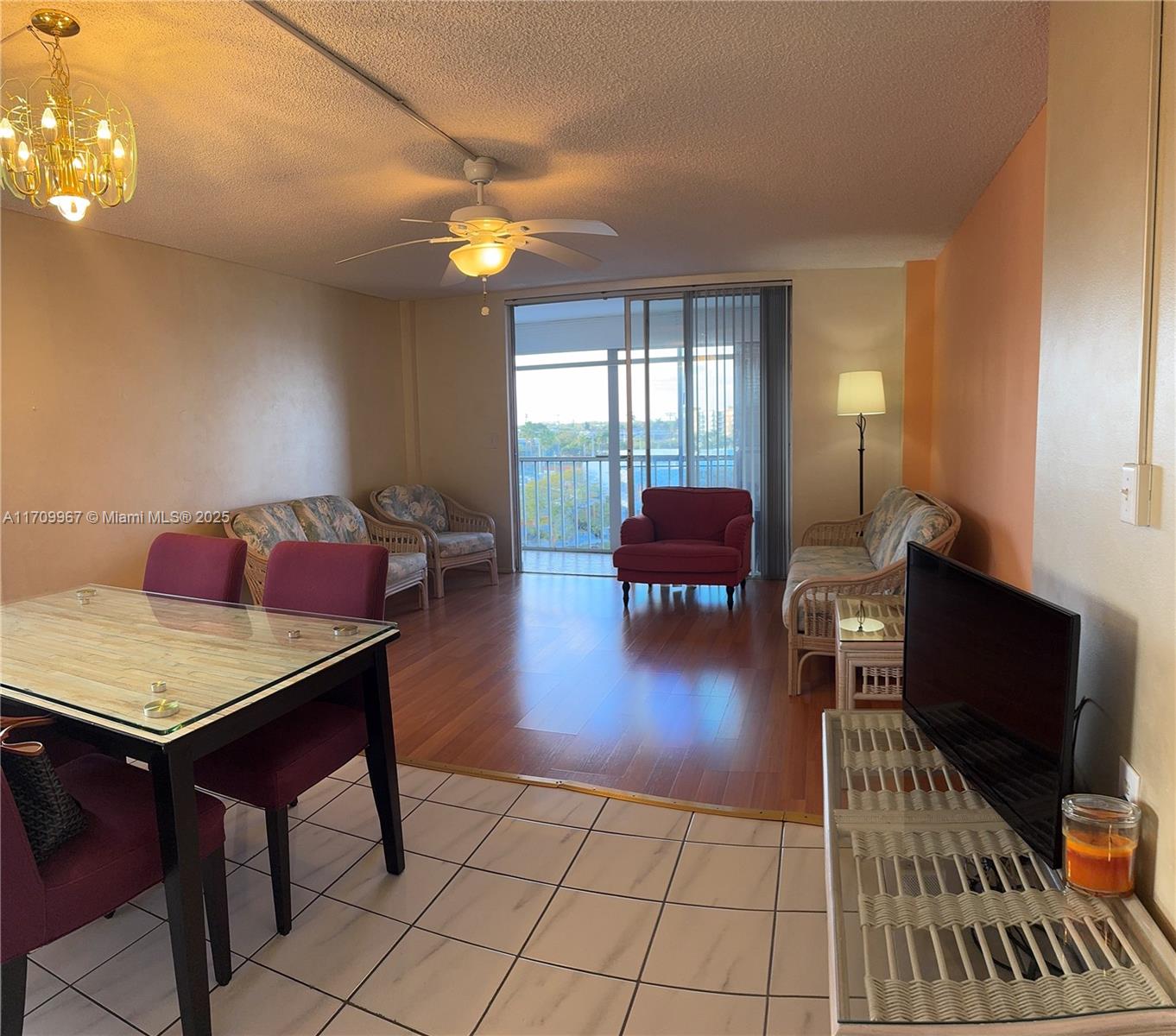 image Three Seasons Condo22