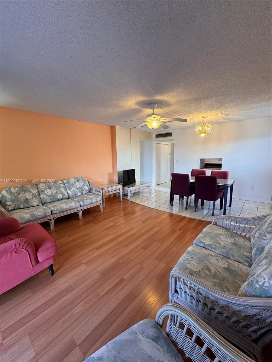 image Three Seasons Condo24