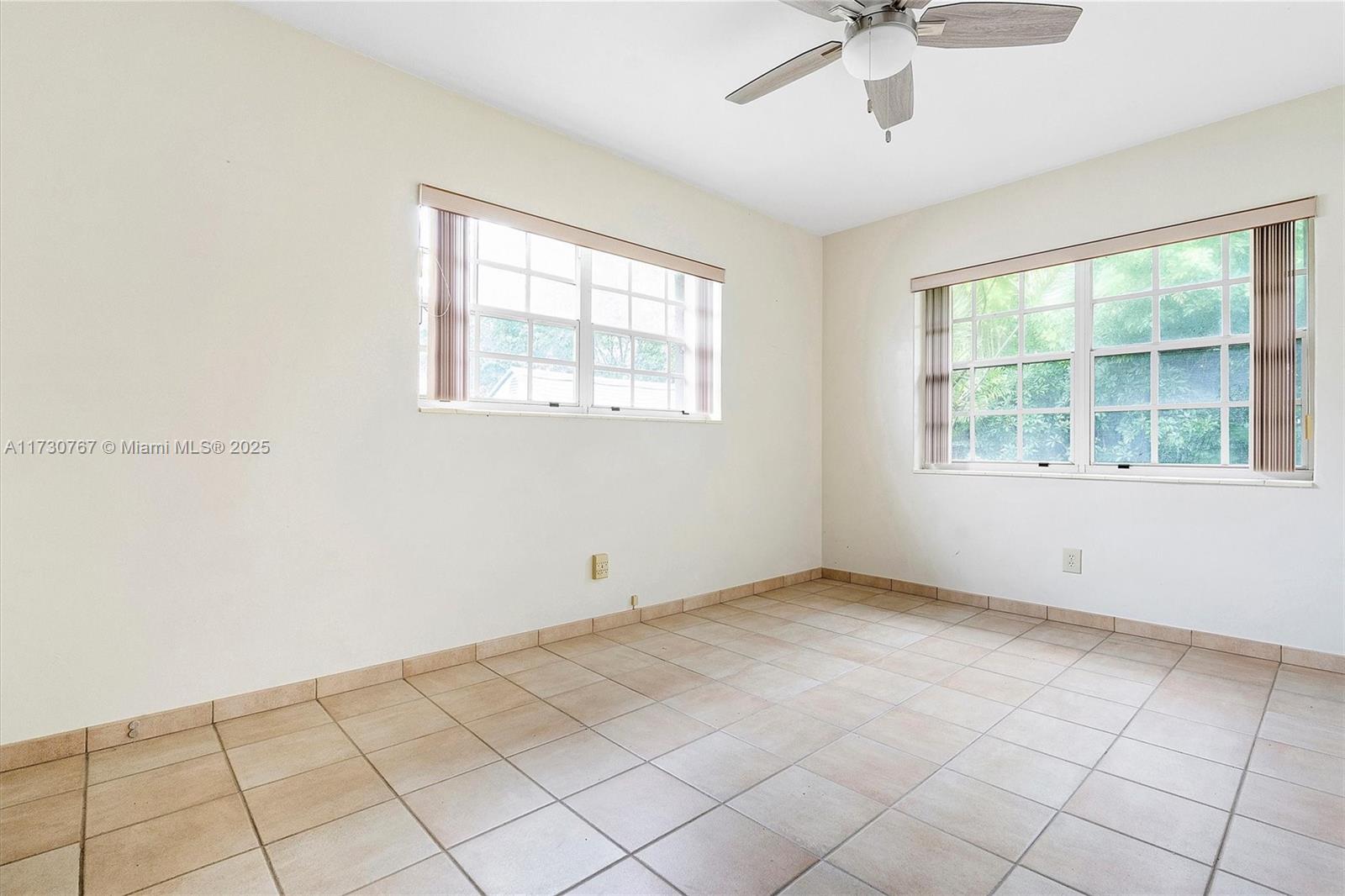 9573 Carlyle Ave Surfside, FL 33154