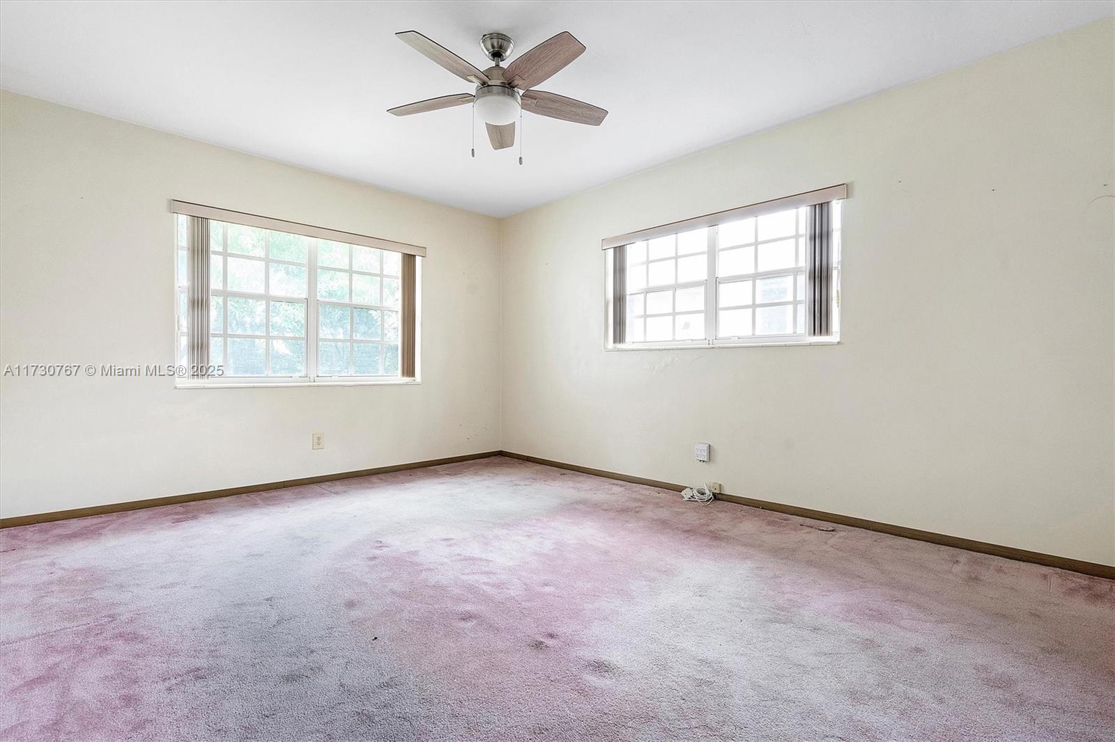 9573 Carlyle Ave Surfside, FL 33154