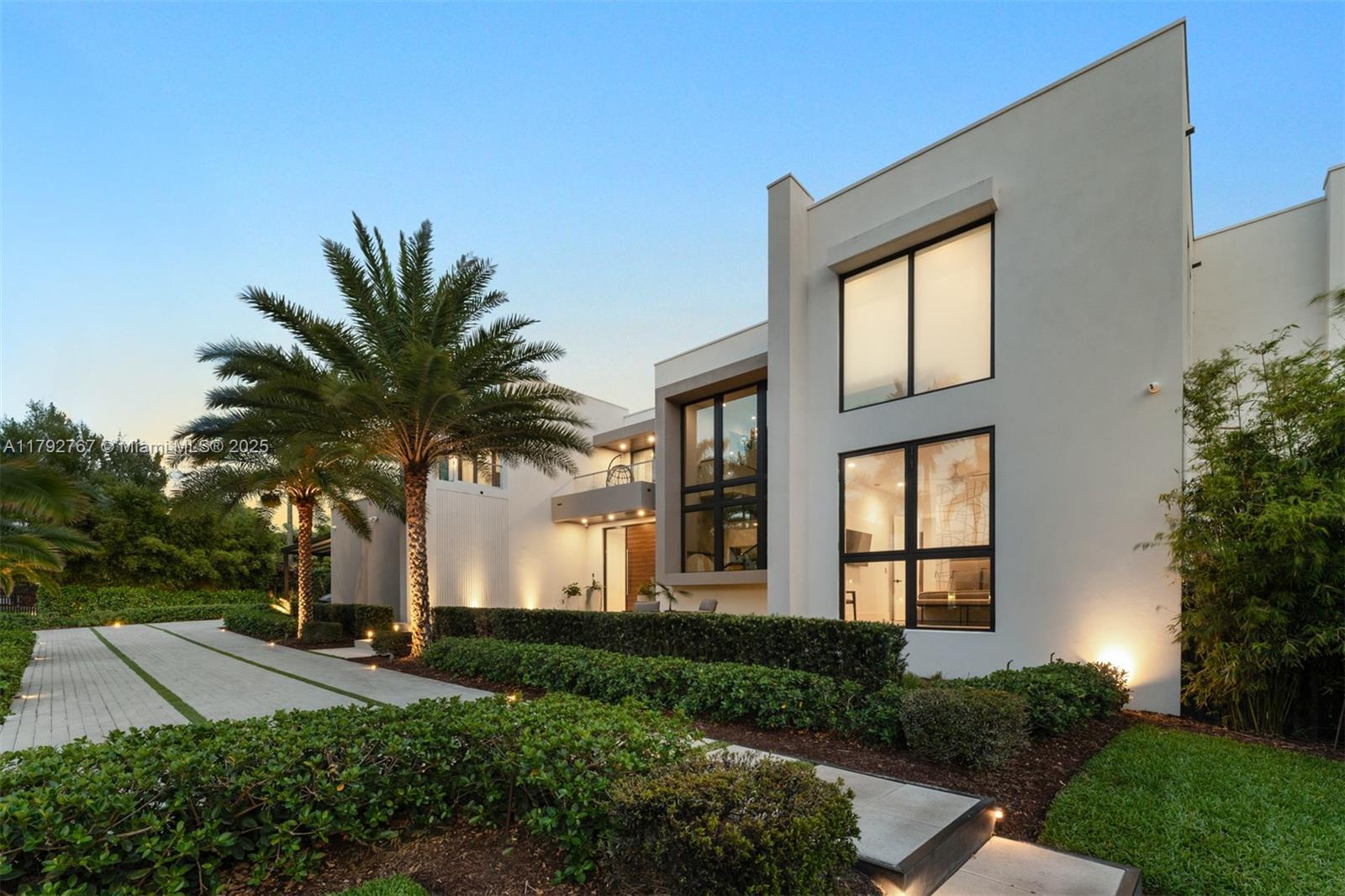 13180 Old Cutler Rd Pinecrest, FL 33156